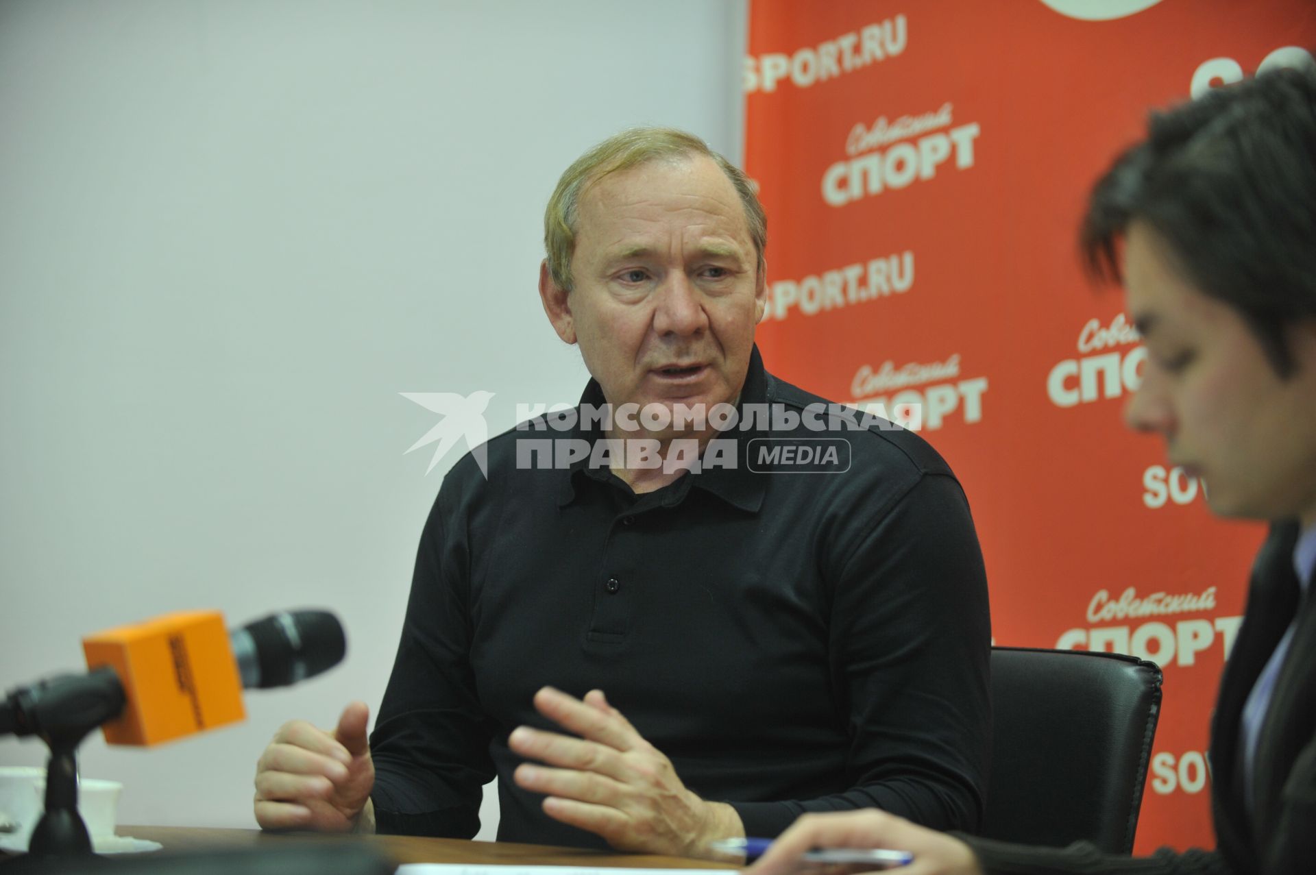 Романцев Олег - советский футболист (защитник), затем советский и российский тренер. В СС. 22 ноября 2011 года.