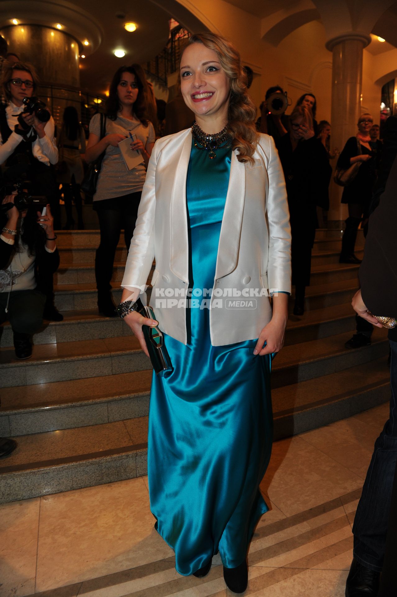 Церемония вручения премии ЖЕНЩИНА ГОДА ЖУРНАЛА GLAMOUR 2011. На снимке: актриса Екатерина Вилкова. 17 ноября 2011 года.