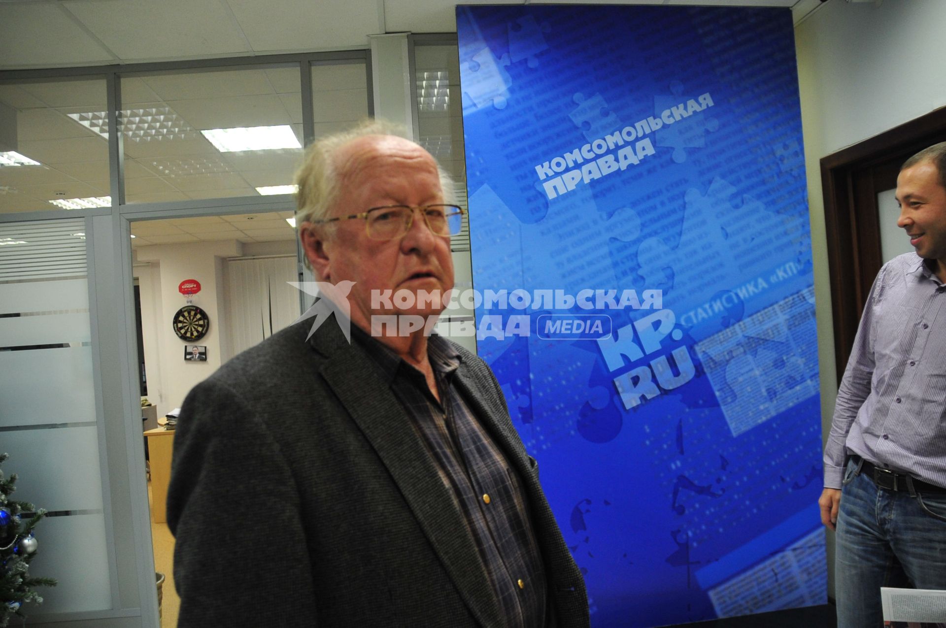 Экс-глава Центробанка Виктор Геращенко в ИД КП. 24 ноября 2011 года.