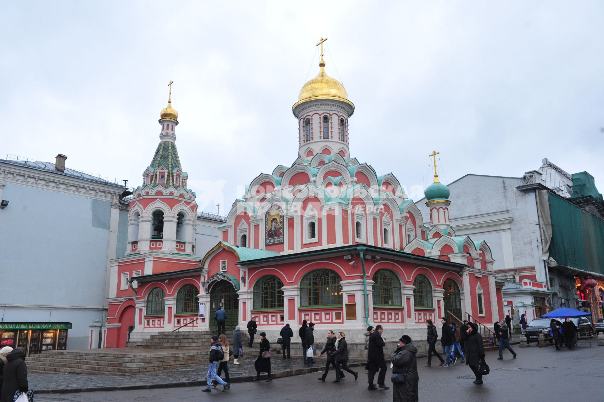 Собор Казанской иконы Божией Матери. Москва. 25 ноября 2011 года.