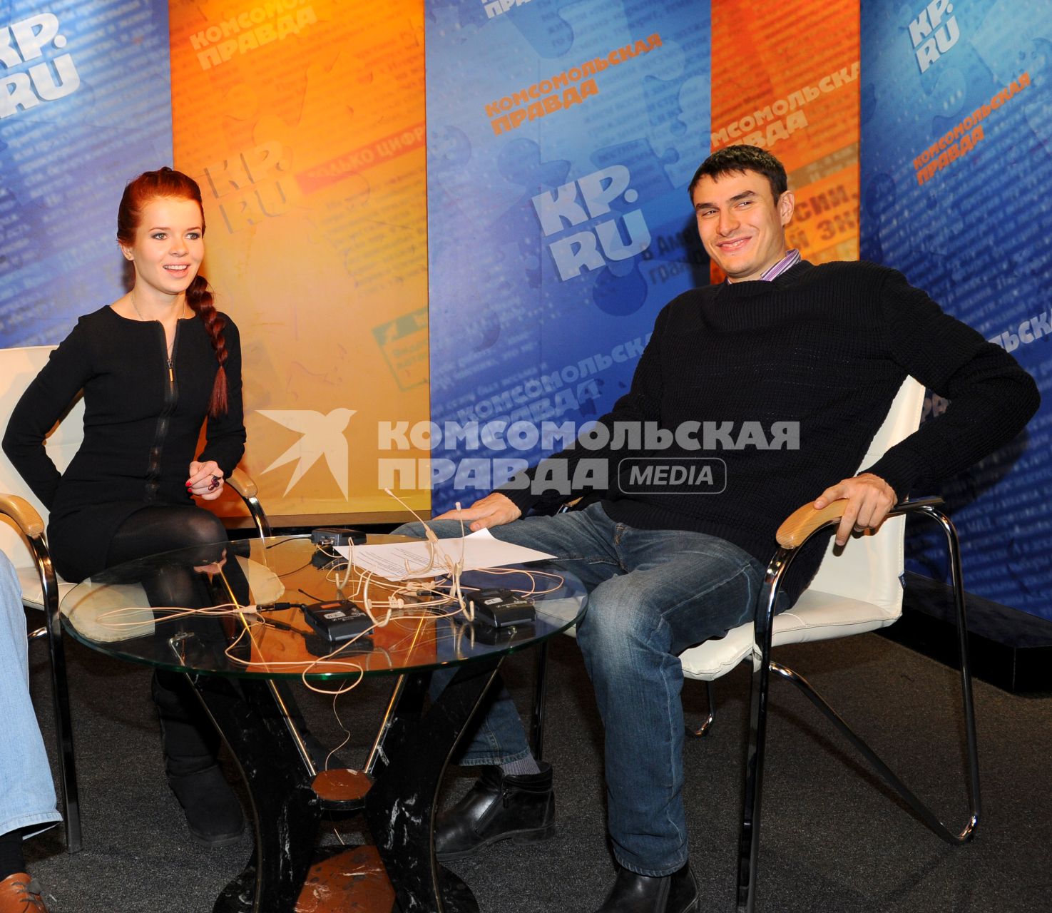 Певица Елена Князева в ИД КП. 28 ноября 2011 года.