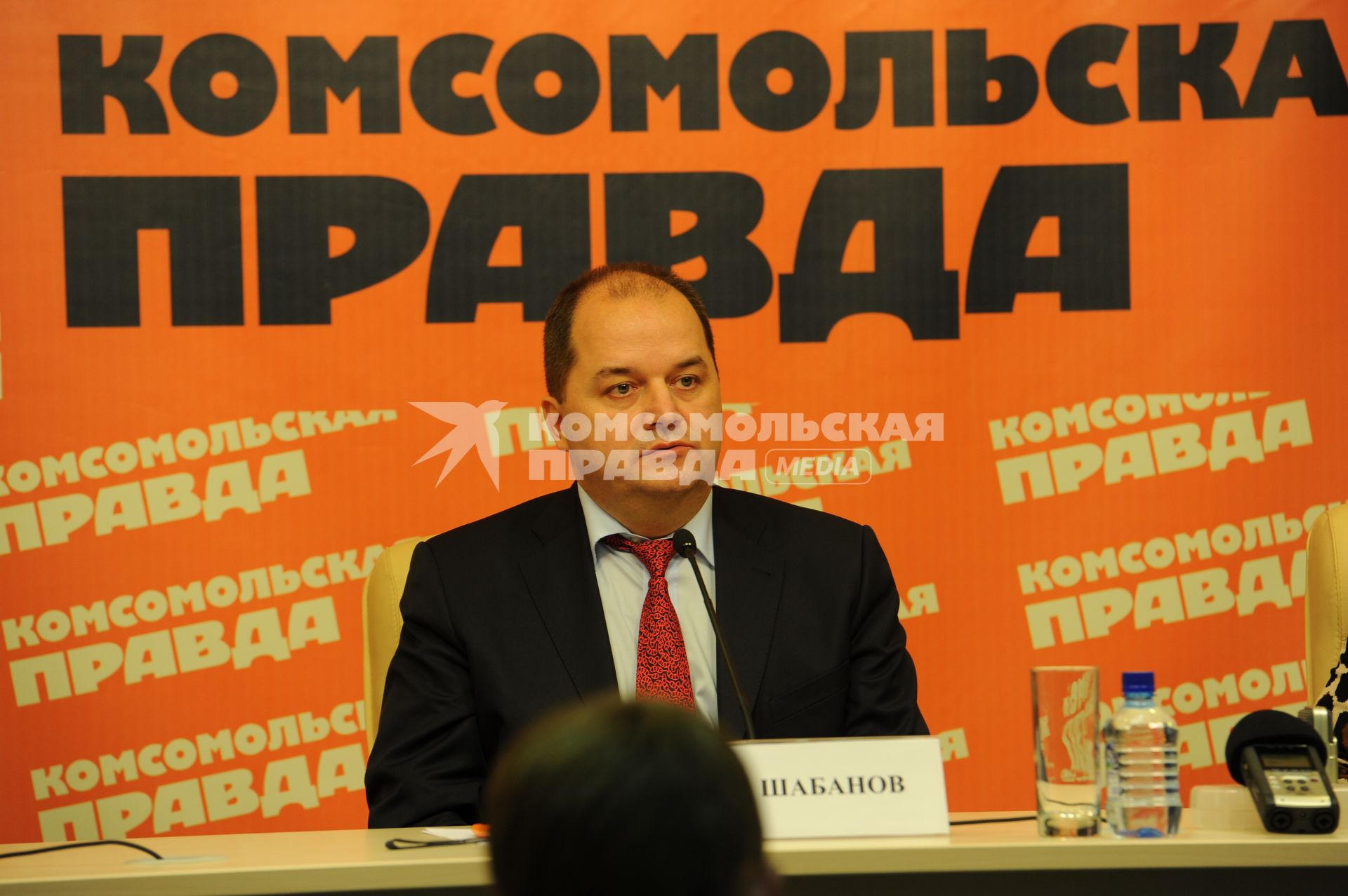 Адвокат Виктора Батурина Игорь Шабанов в ИД КП. 30 ноября 2011 года.