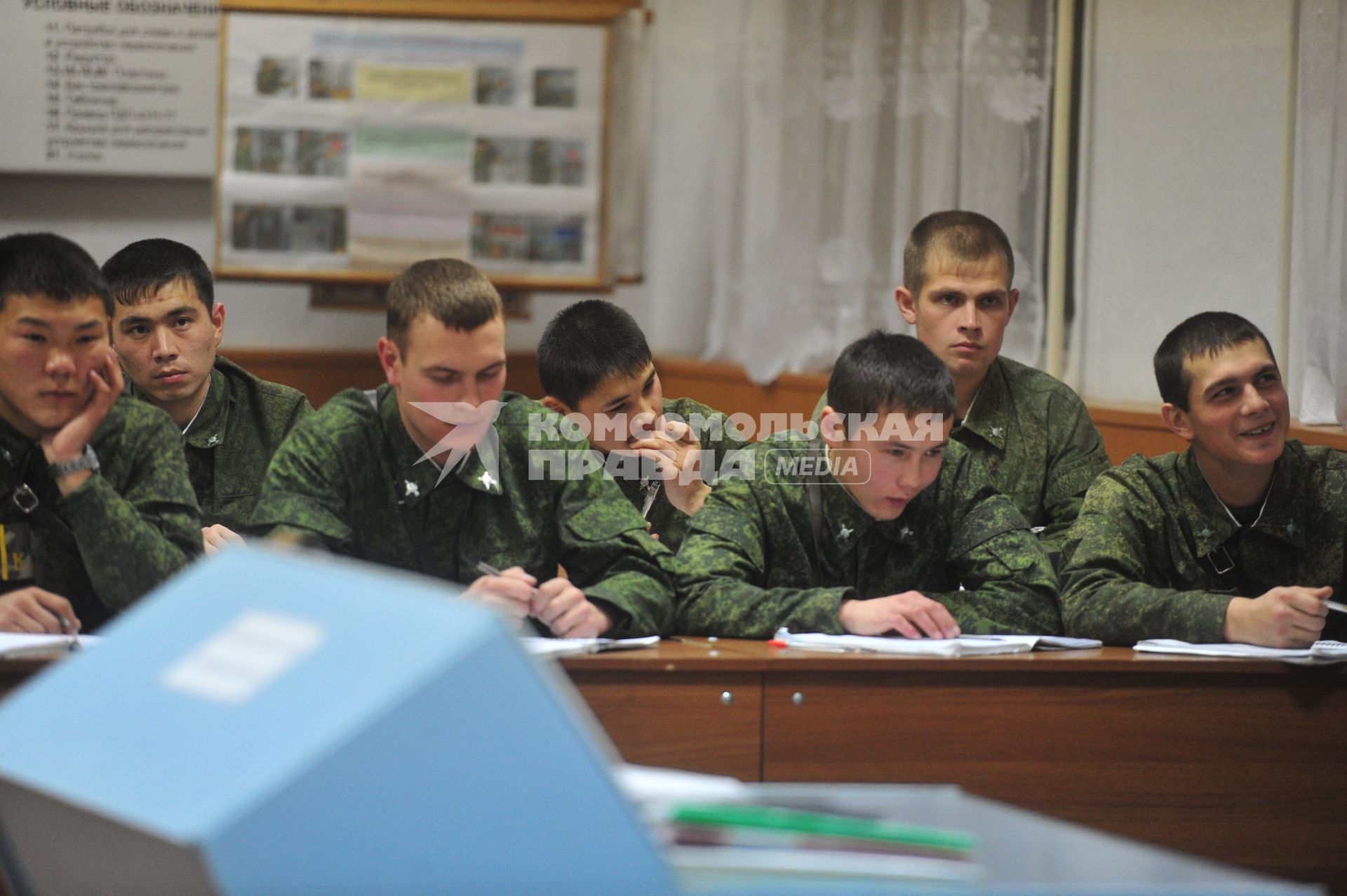 Учебный класс учебного центра по подготовке на военные специальности, Плесецк, 03 ноября 2011 года