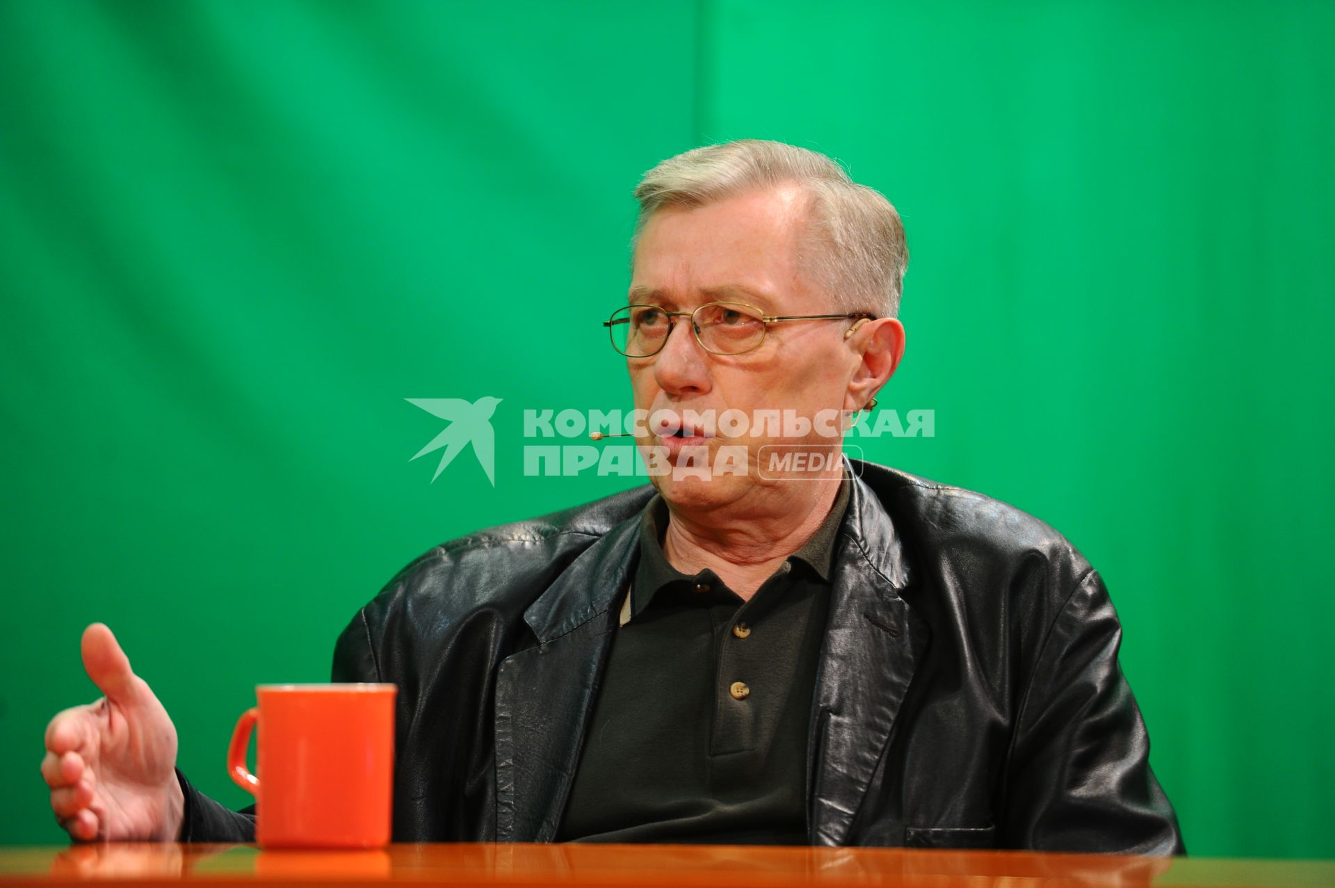 Валерий Хомяков  - политолог, генеральный директор Совета национальной стратегиик. В ИД КП.  02 декабря 2011 года.