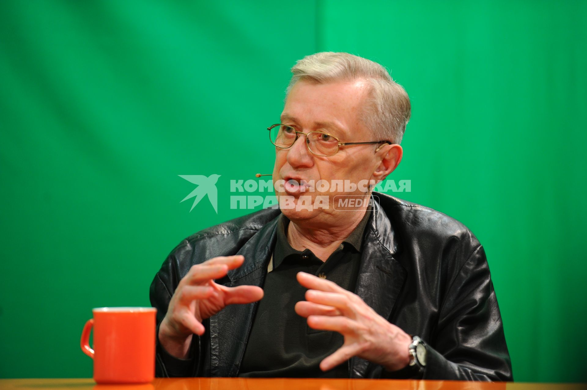 Валерий Хомяков  - политолог, генеральный директор Совета национальной стратегиик. В ИД КП.  02 декабря 2011 года.