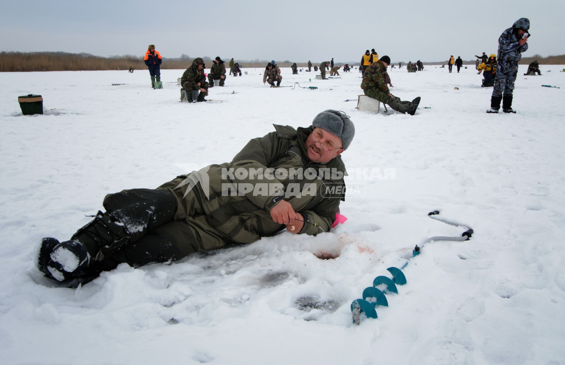 5 февраля 2011. Волгоградская область, Иловлинский район. Озеро Большой Ильмень. Соревнования по зимней рыбалке.