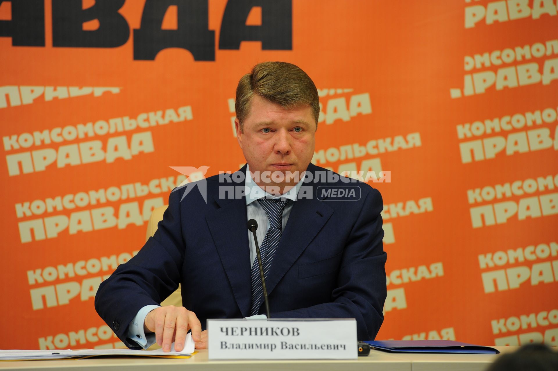 Руководитель Департамента СМИ и рекламы Москвы Владимир Черников. В ИД КП. 06 декабря 2011 года.
