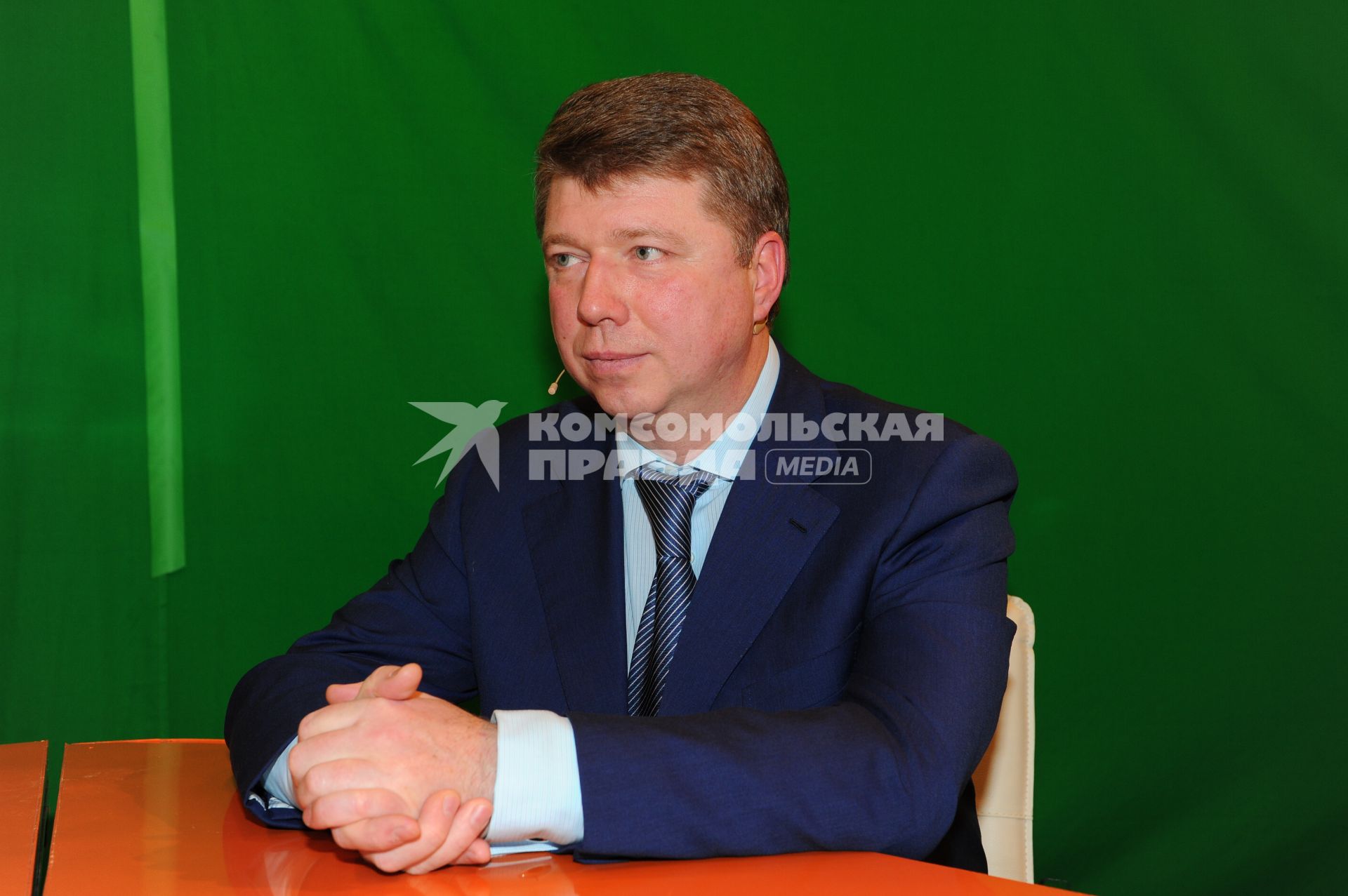 Руководитель Департамента СМИ и рекламы Москвы Владимир Черников. В ИД КП. 06 декабря 2011 года.