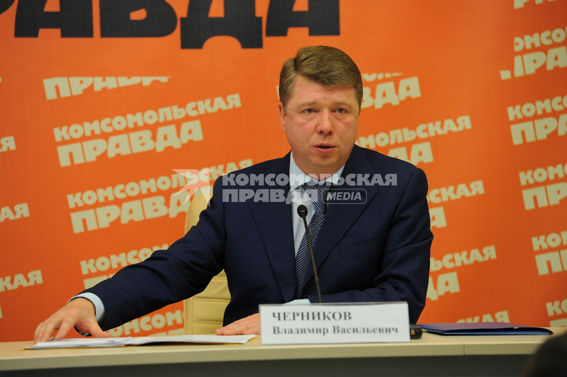 Руководитель Департамента СМИ и рекламы Москвы Владимир Черников. В ИД КП. 06 декабря 2011 года.