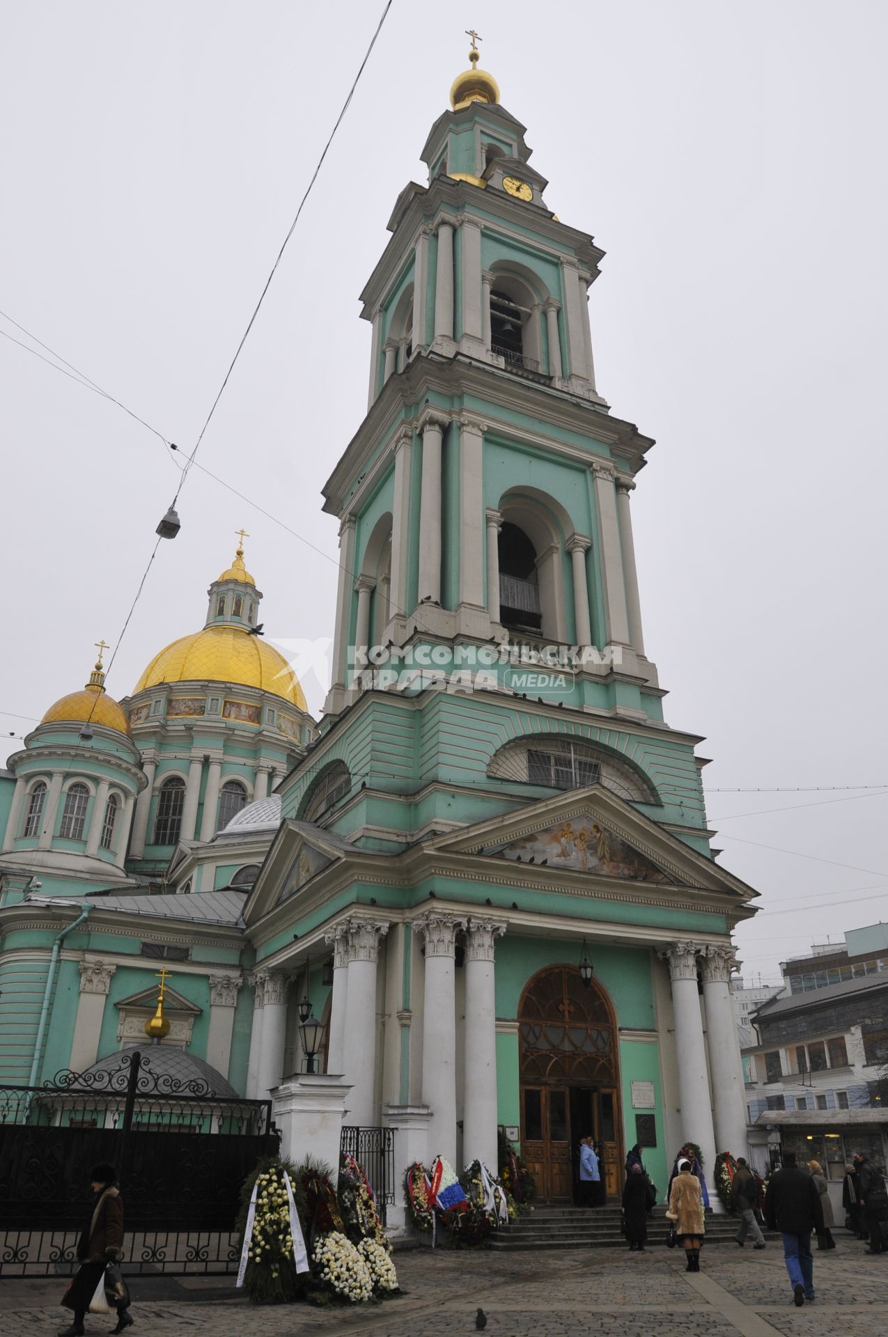 Прощание с патриархом Московским и всея Руси Алексием II  в Богоявленском кафедральном соборе. 12 декабря  2008 года.