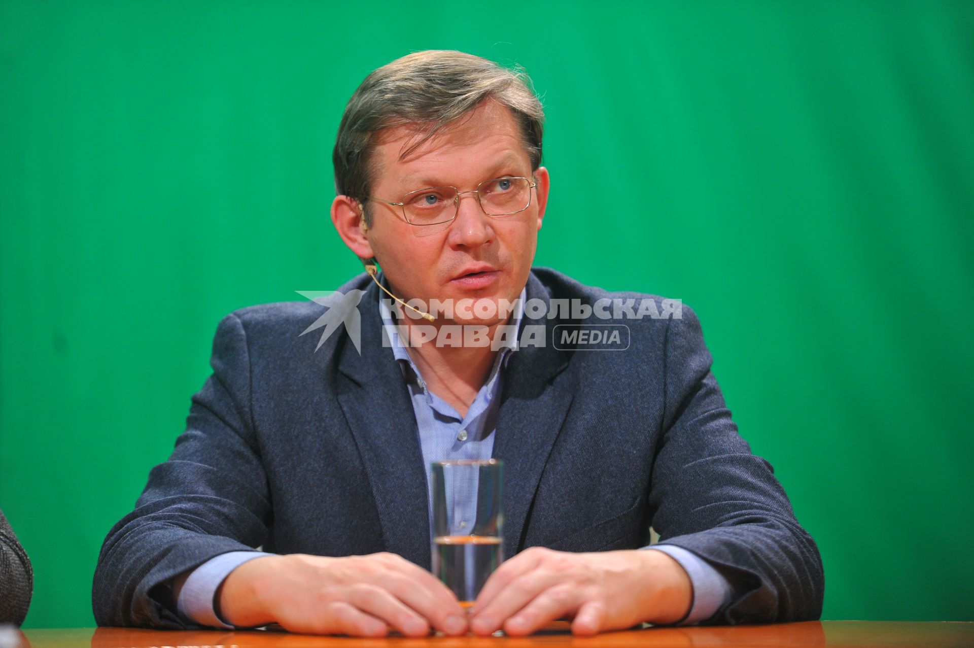 Владимир Рыжков - сопредседатель Партии народной свободы ПАРНАС.  В ИД КП. 13 декабря 2011 года.