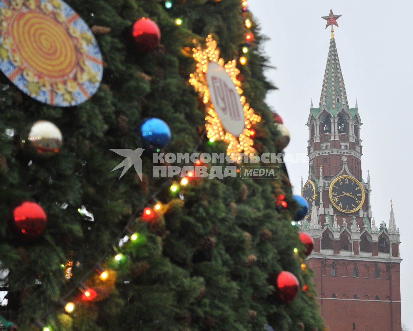 Москва центр города, люди. 15 Декабря 2011 года