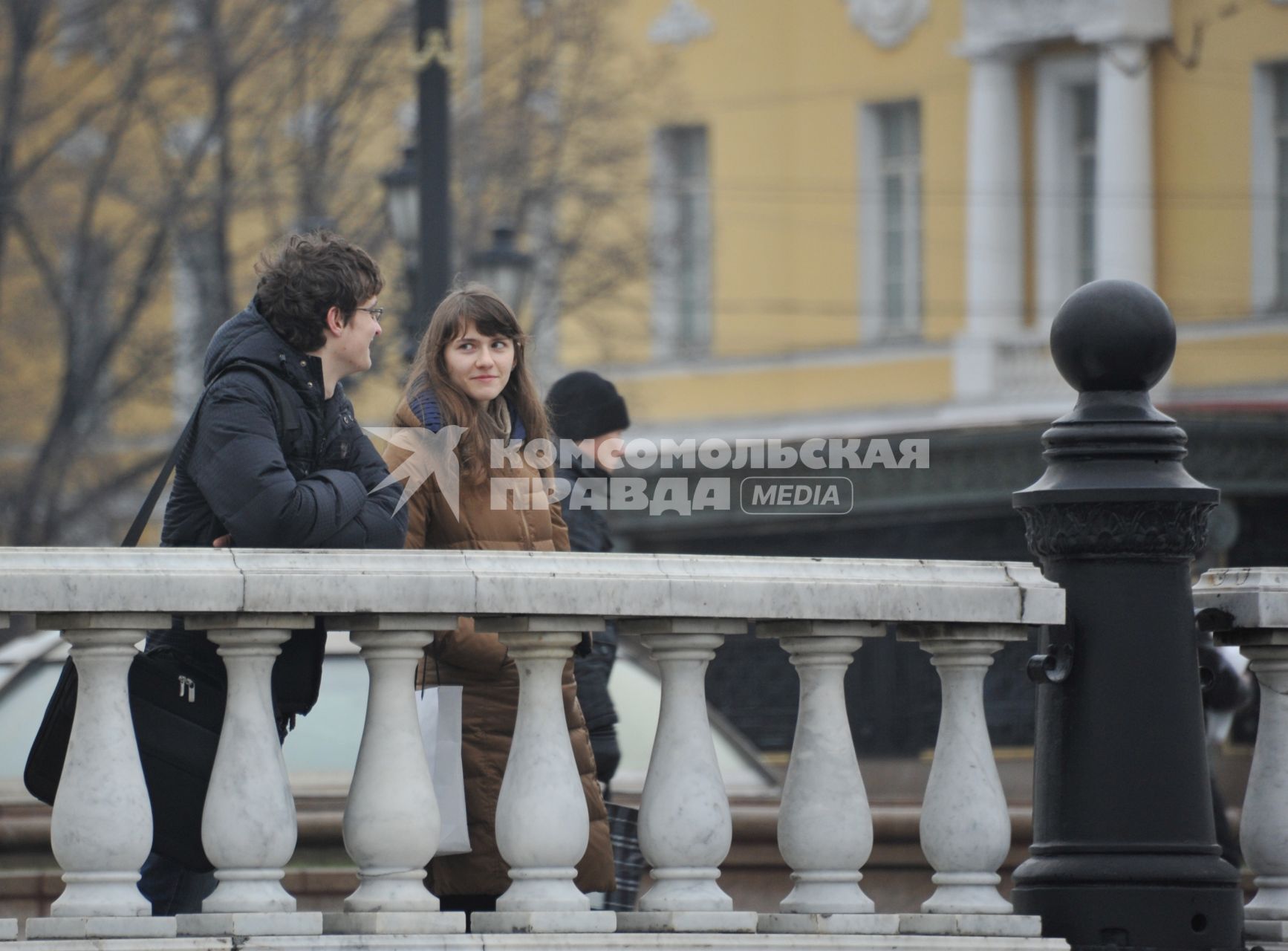 Москва центр города, люди. 15 Декабря 2011 года