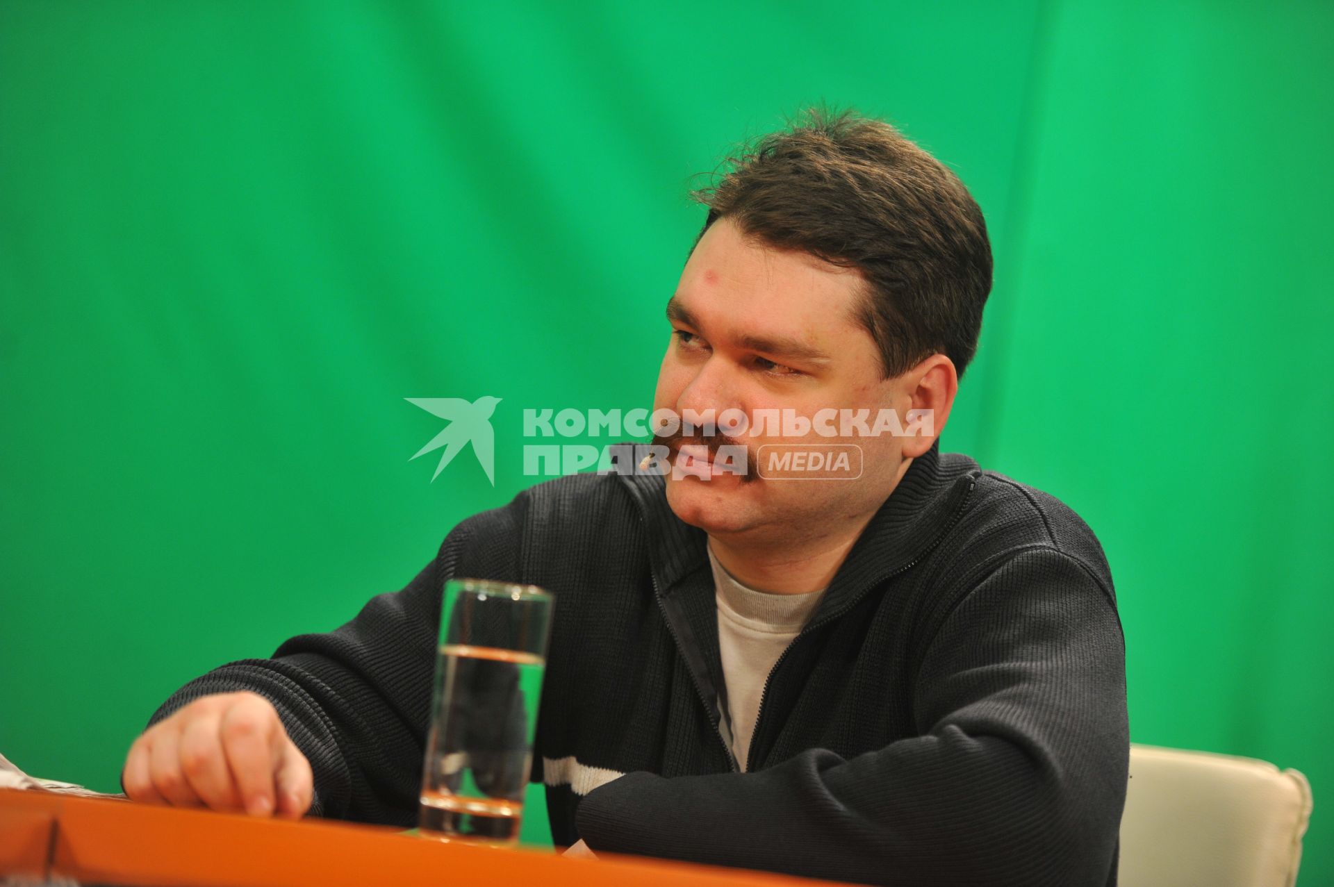 Ведущий эксперт Центра политической конъюнктуры России Павел Салин. В ИД КП. 19 декабря 2011 года.