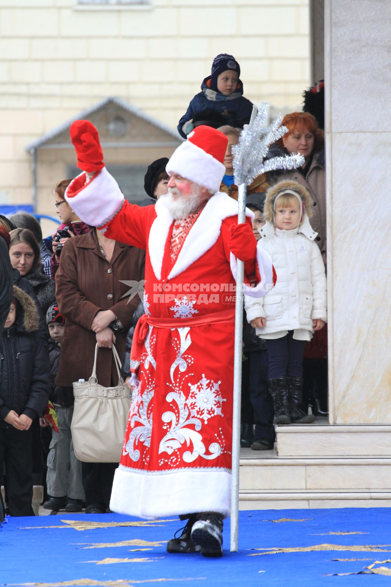 ПАРАД ДЕДОВ МОРОЗОВ. КРАСНОДАР. 24.12.2011.