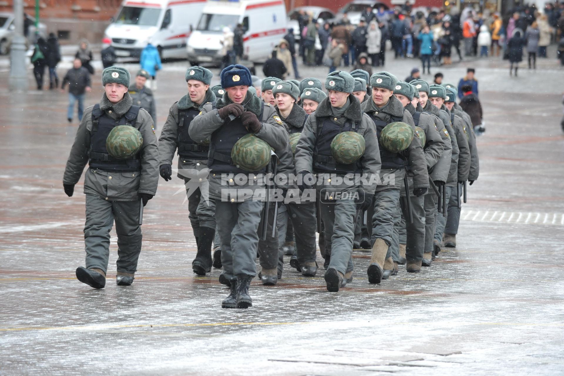 Сотрудники второго оперативного полка милиции ГУВД по г.Москве. Москва. 15 января 2011 года.