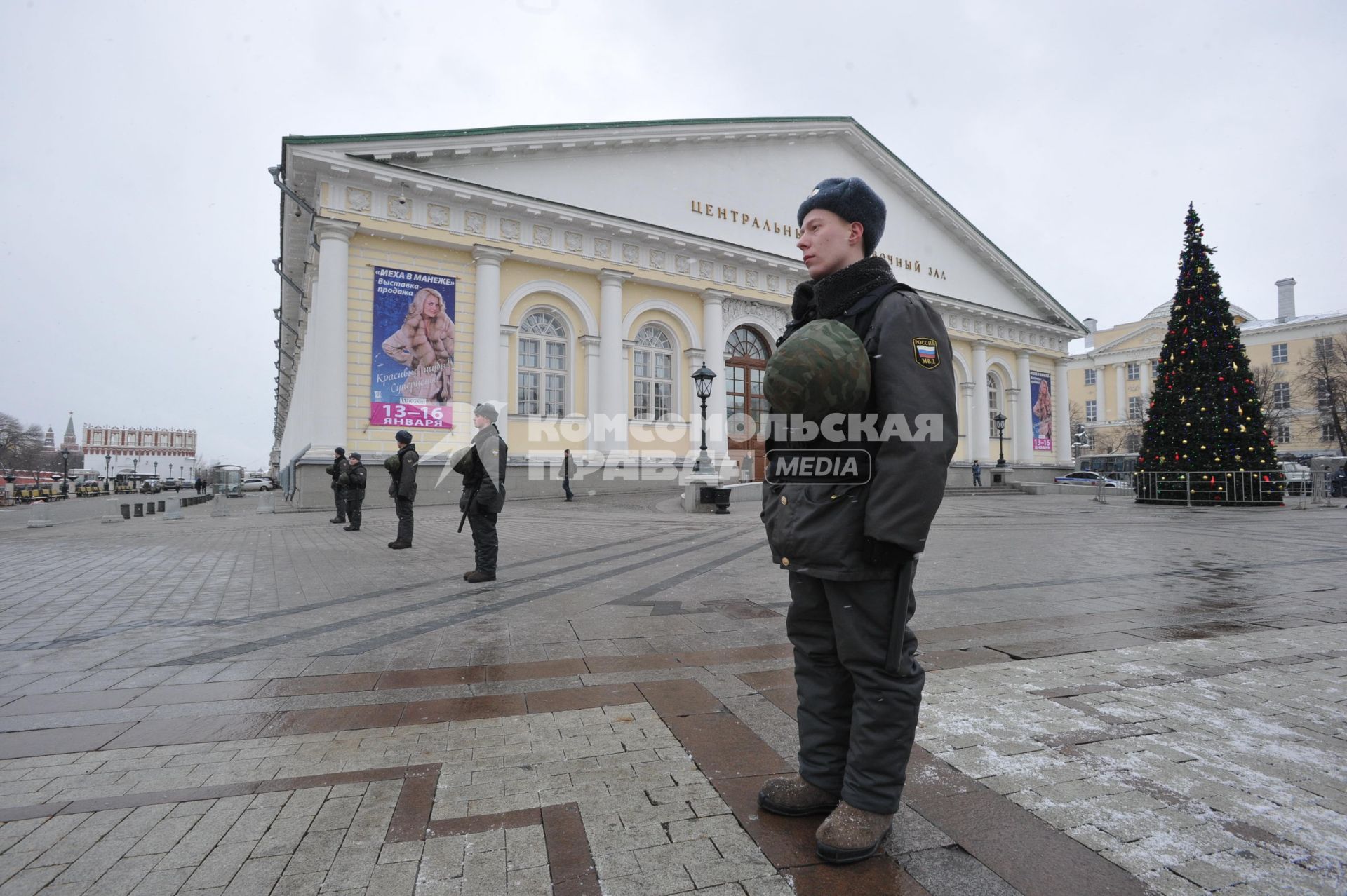 Сотрудники второго оперативного полка милиции ГУВД по г.Москве. Москва. 15 января 2011 года.