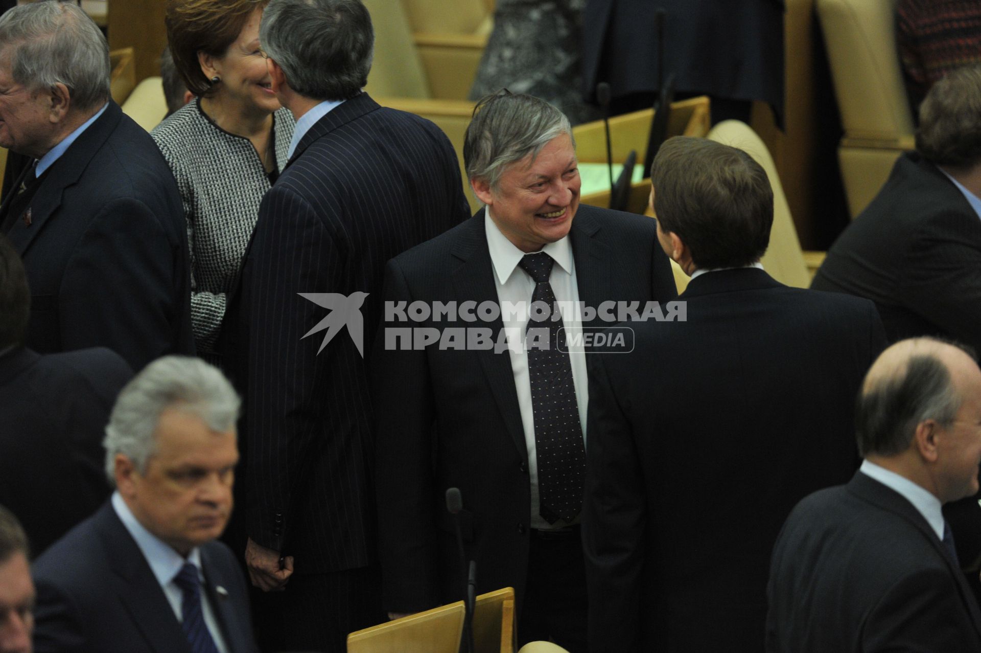 Первое пленарное заседание Госдумы РФ шестого созыва. На снимке: депутат Госдумы РФ Анатолий Карпов.  21 декабря 2011 года.