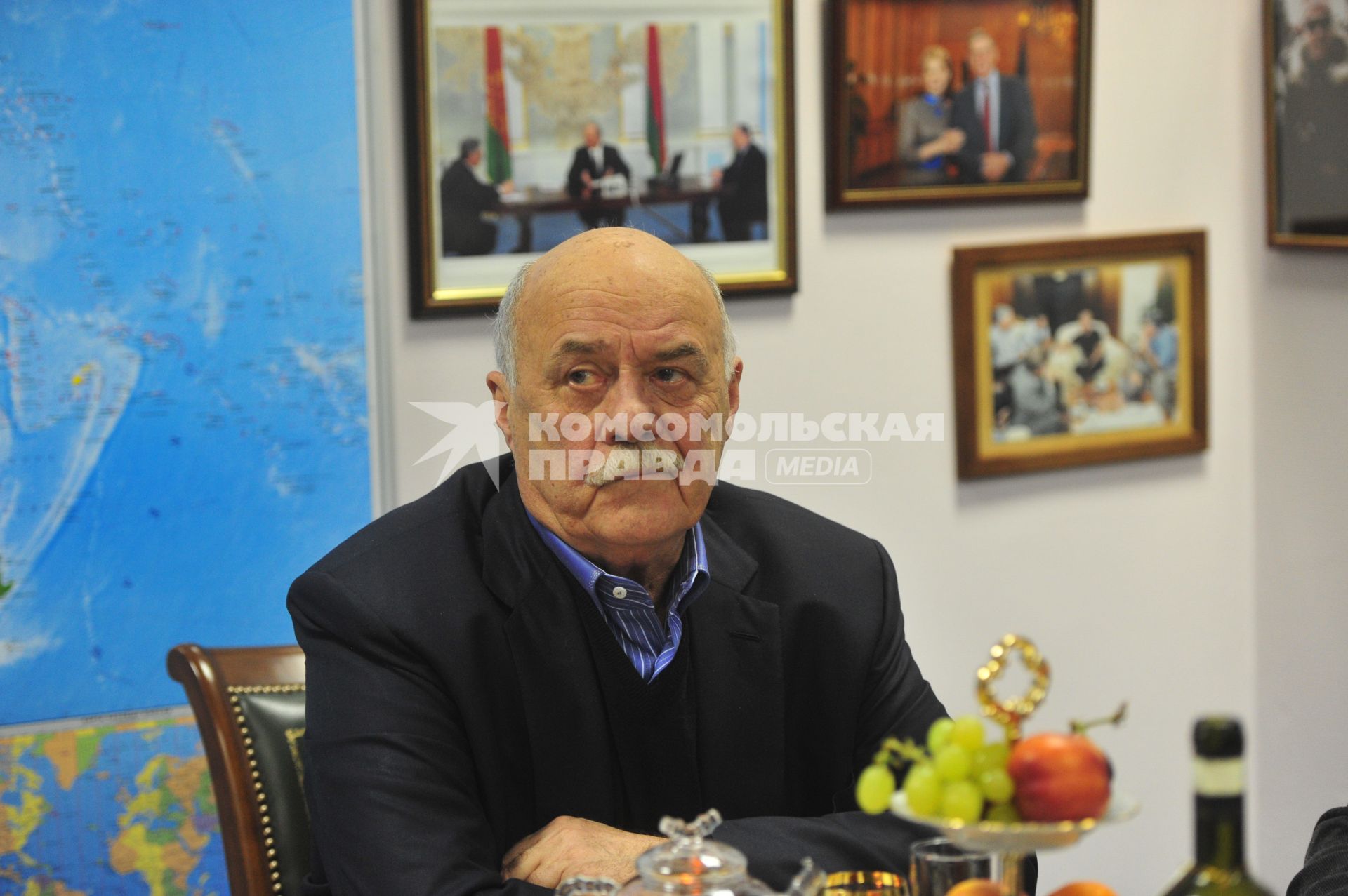 Руководитель предвыборного штаба кандидата в президенты Владимира Путина режиссер Станислав Говорухин. В ИД КП. 17 января 2012 года.