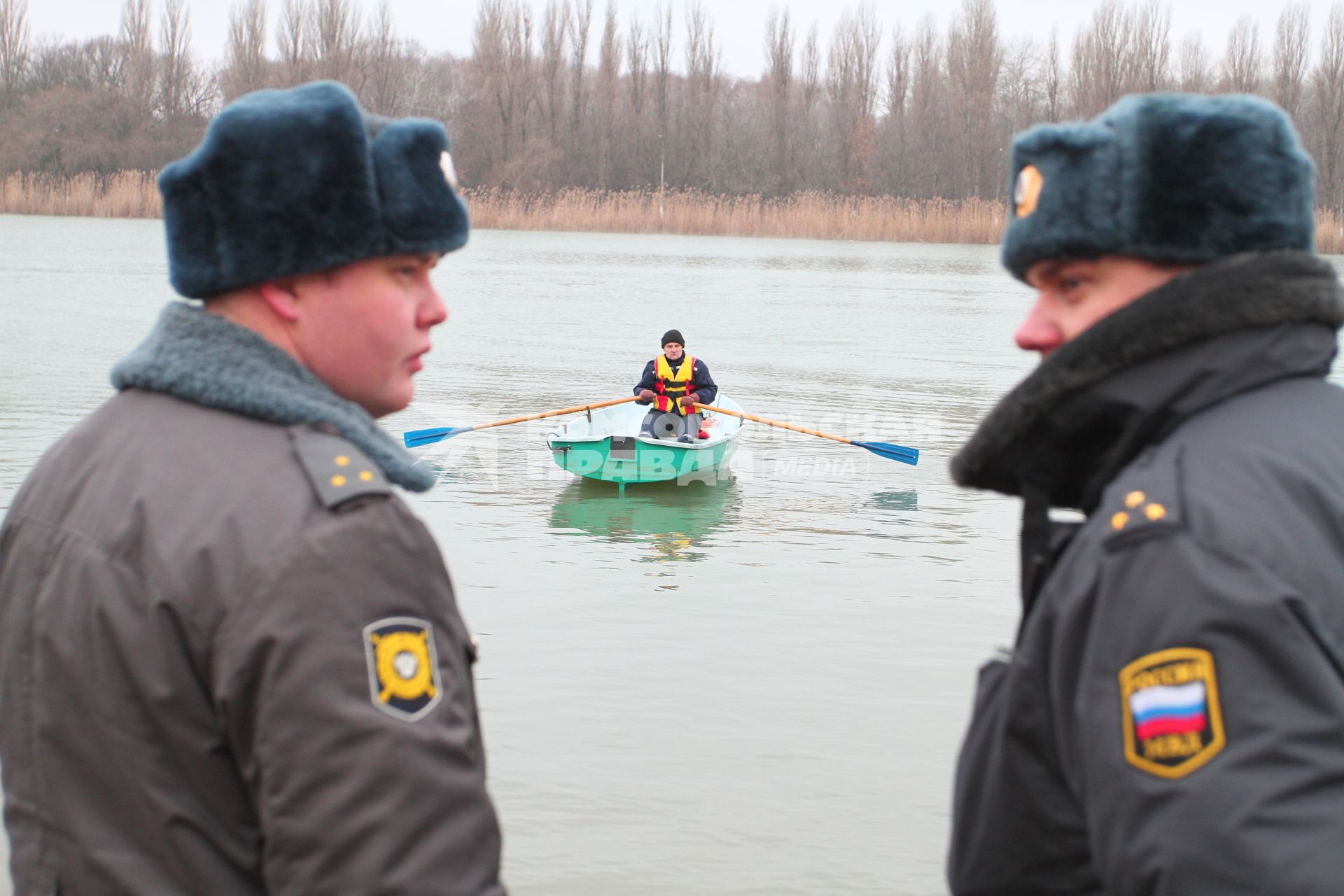 Крещение на реке Кубань. 19 января 2012.