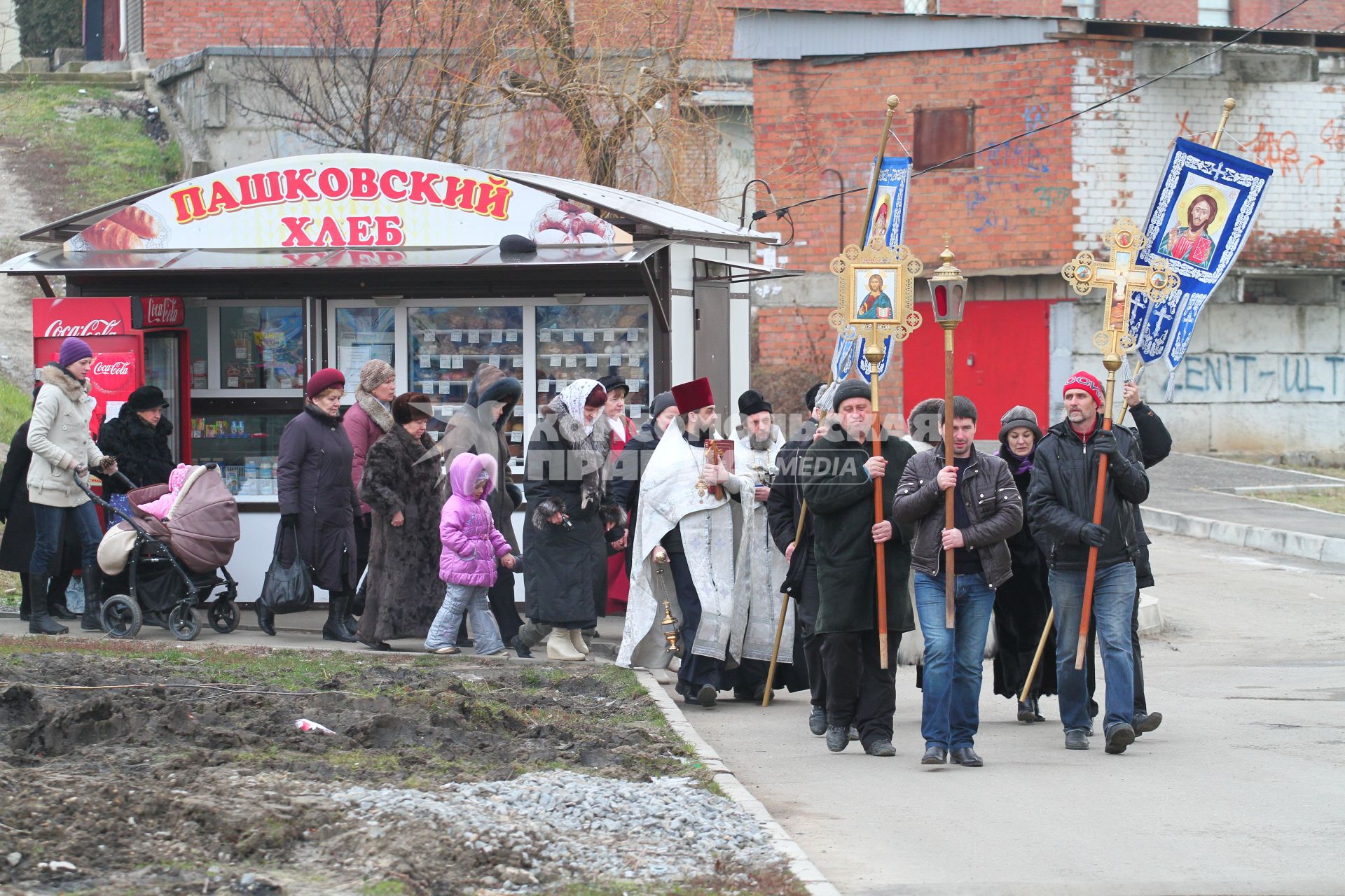 Крещение на реке Кубань. 19 января 2012.