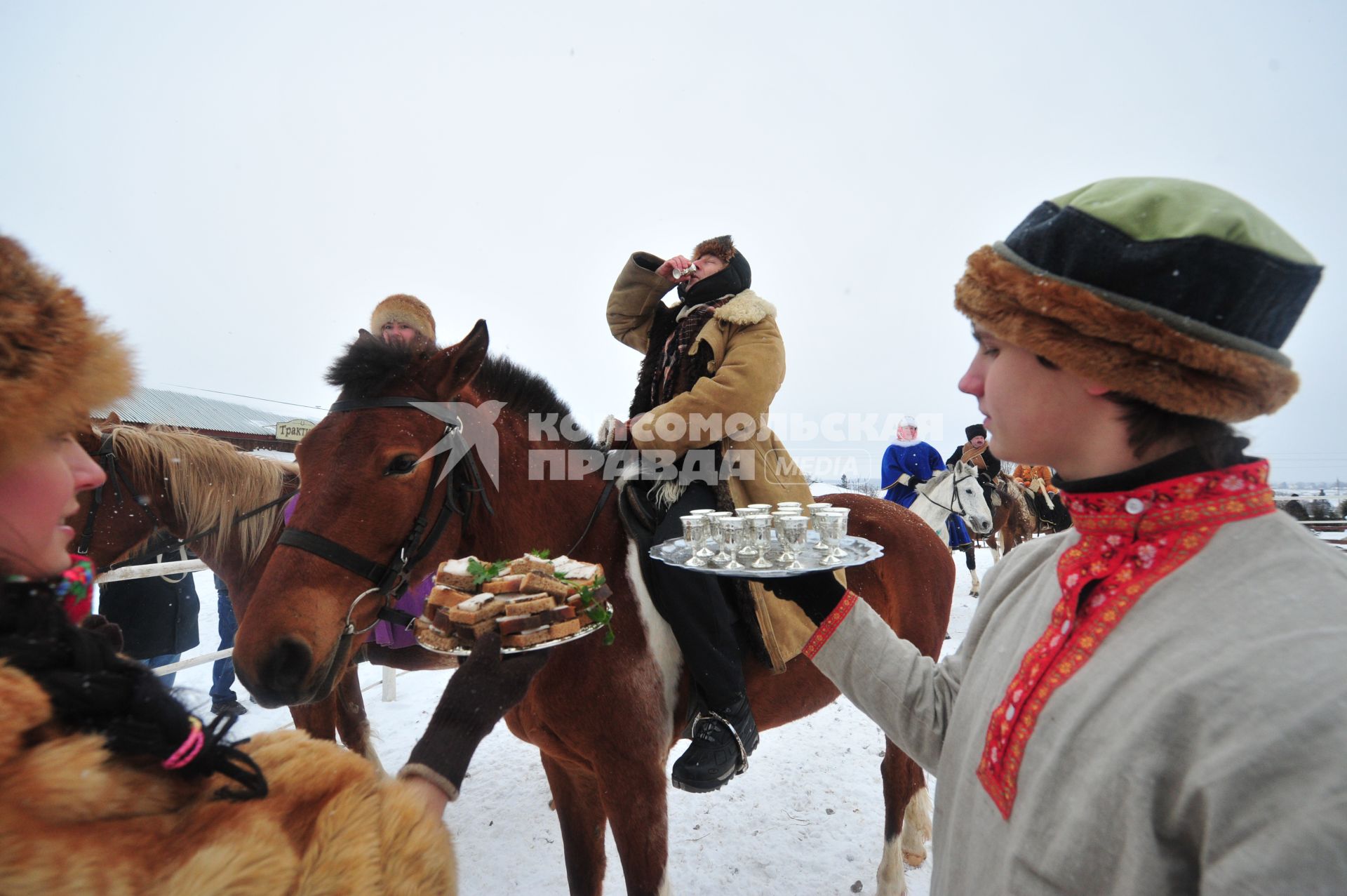 Реконструкция большой псовой охоты в Подмосковье. Можайск. 21 января 2012 года.