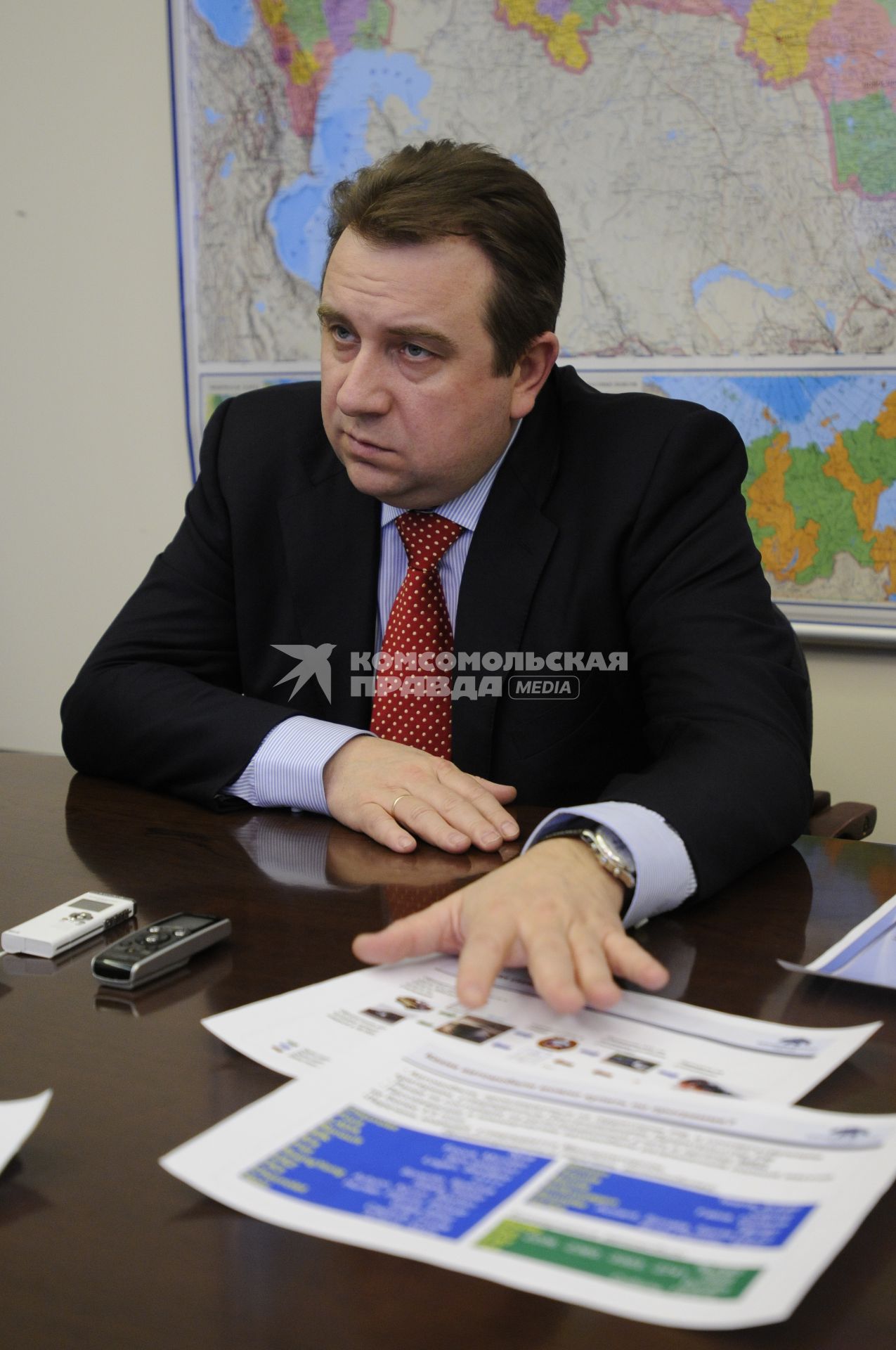 Директор департамента автомобильной промышленности министерства промышленности и торговли РФ Алексей Рахманов. 18 января 2010 года.