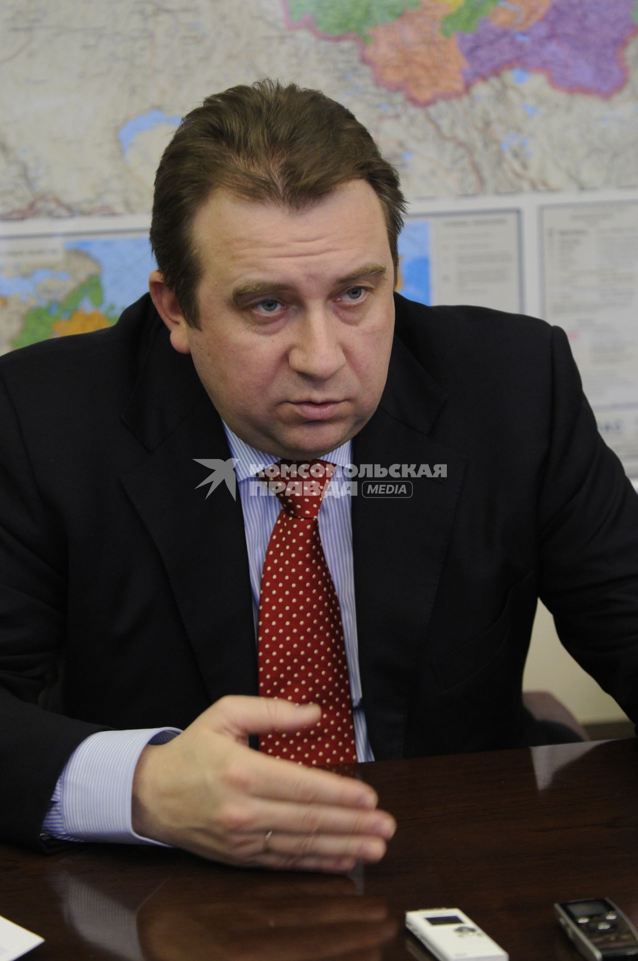 Директор департамента автомобильной промышленности министерства промышленности и торговли РФ Алексей Рахманов. 18 января 2010 года.