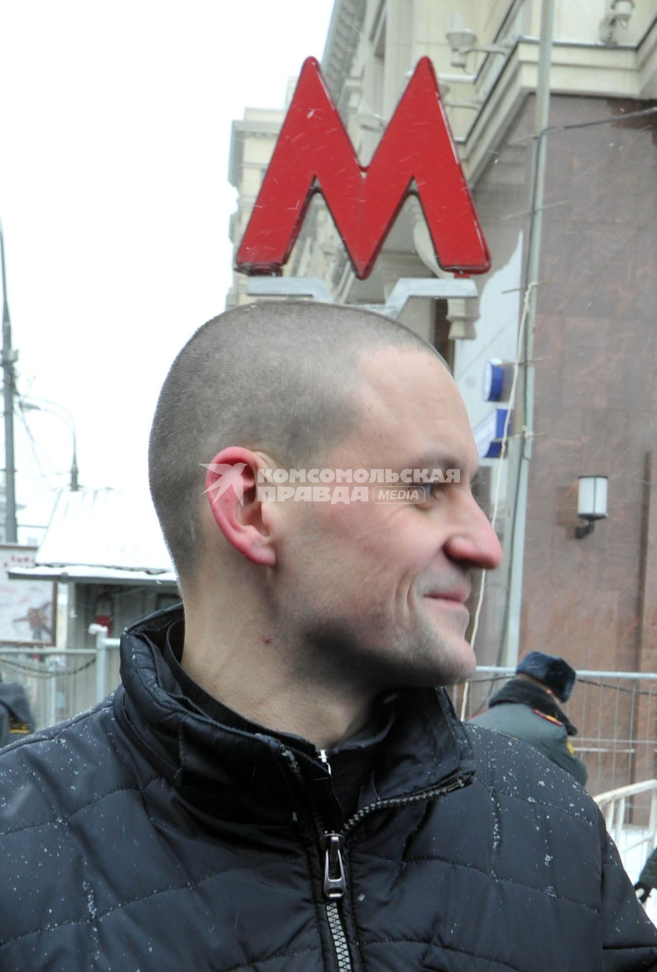 Во время митинга КПРФ  ЗА ДОСТОЙНУЮ ЖИЗНЬ И ЧЕСТНЫЕ ВЫБОРЫ  на Манежной площади. На снимке: лидер ЛЕВОГО ФРОНТА Сергей Удальцов. 21 января 2012 года.
