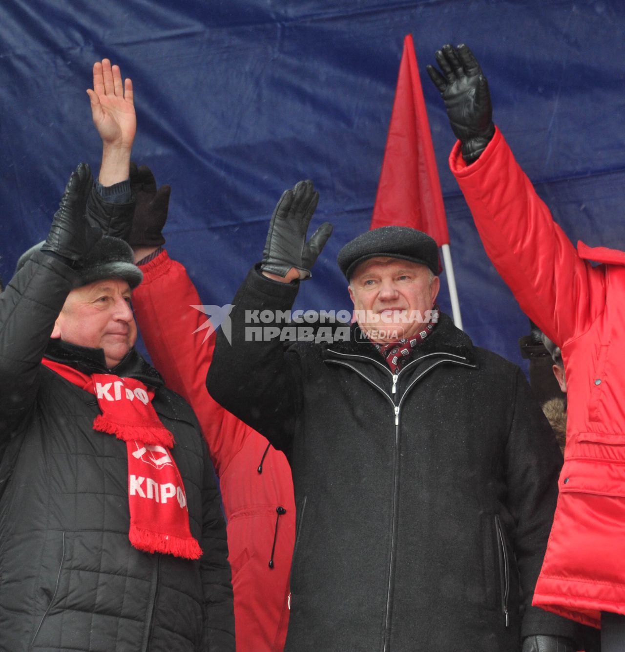 Во время митинга КПРФ  ЗА ДОСТОЙНУЮ ЖИЗНЬ И ЧЕСТНЫЕ ВЫБОРЫ  на Манежной площади. На снимке: лидер КПРФ Геннадий Зюганов. 21 января 2012 года.