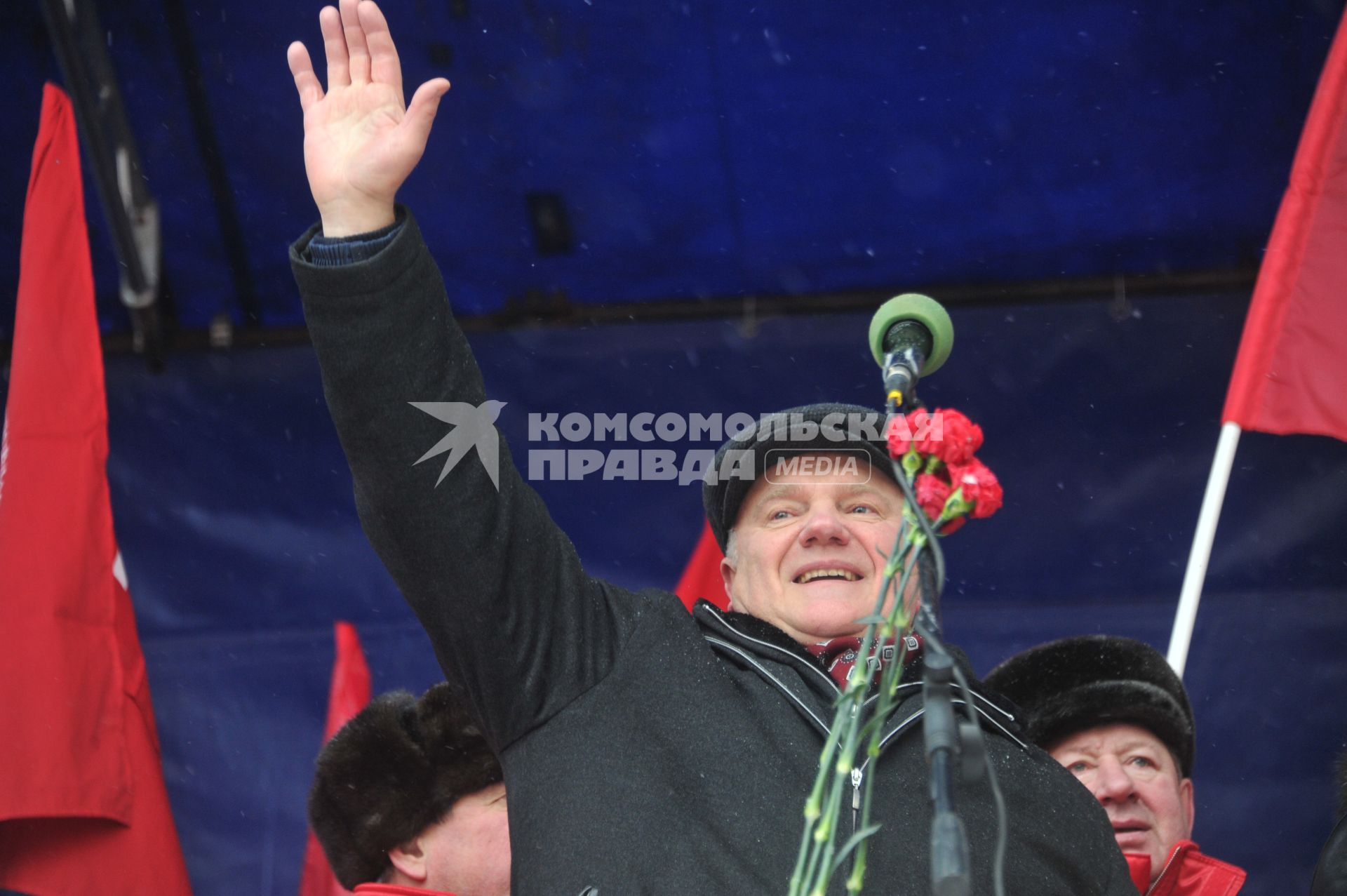 Во время митинга КПРФ  ЗА ДОСТОЙНУЮ ЖИЗНЬ И ЧЕСТНЫЕ ВЫБОРЫ  на Манежной площади. На снимке: лидер КПРФ Геннадий Зюганов. 21 января 2012 года.