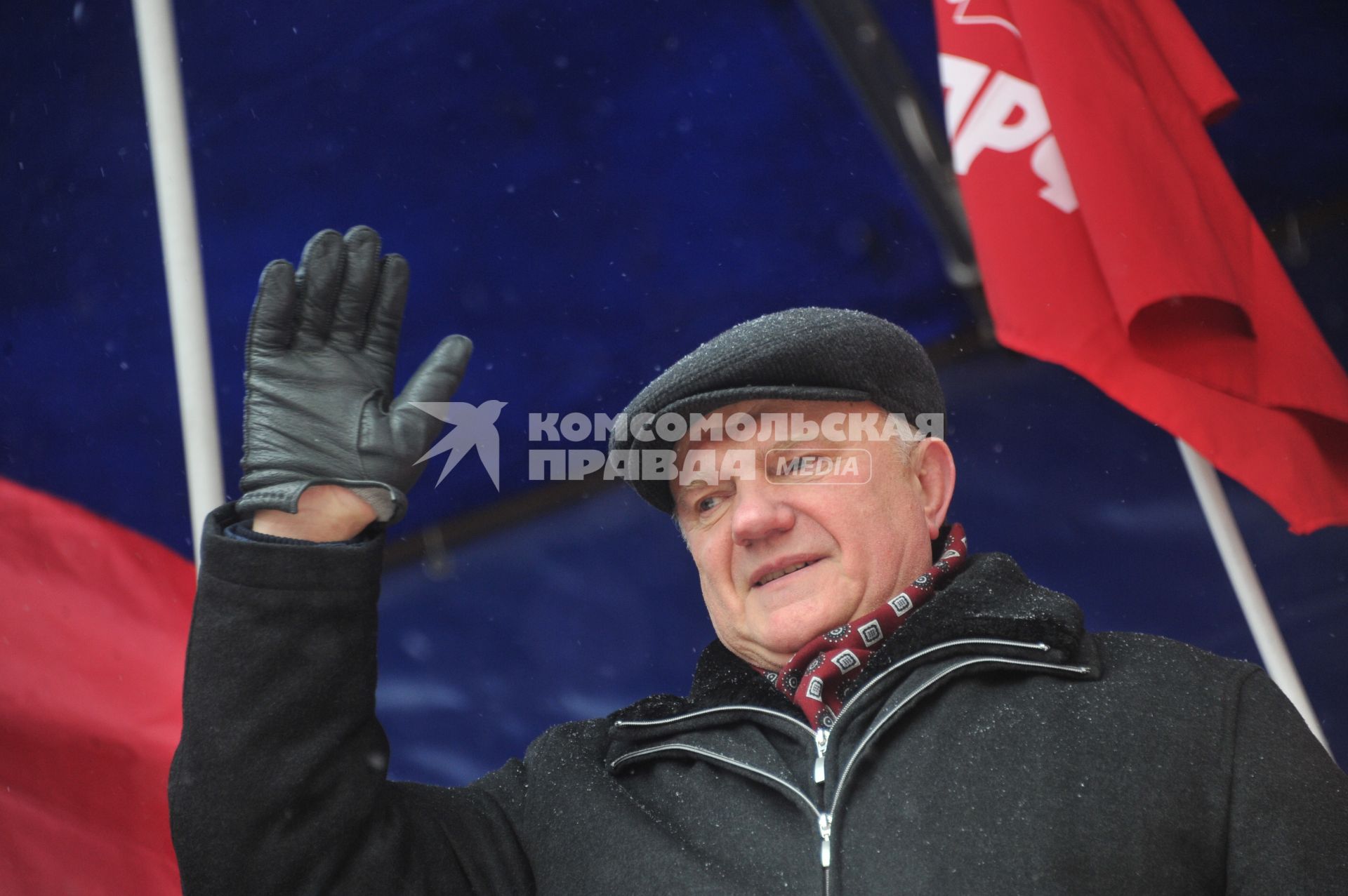 Во время митинга КПРФ  ЗА ДОСТОЙНУЮ ЖИЗНЬ И ЧЕСТНЫЕ ВЫБОРЫ  на Манежной площади. На снимке: лидер КПРФ Геннадий Зюганов. 21 января 2012 года.