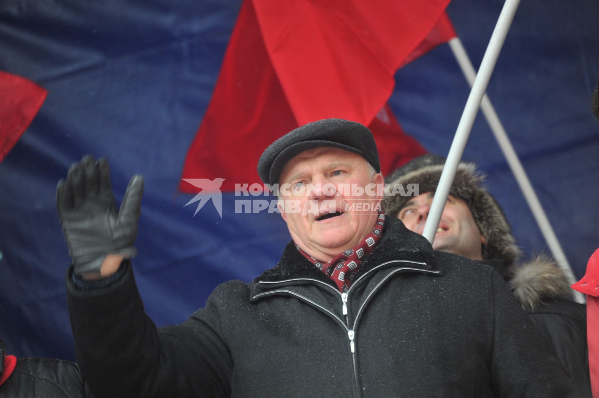 Во время митинга КПРФ  ЗА ДОСТОЙНУЮ ЖИЗНЬ И ЧЕСТНЫЕ ВЫБОРЫ  на Манежной площади. На снимке: лидер КПРФ Геннадий Зюганов. 21 января 2012 года.