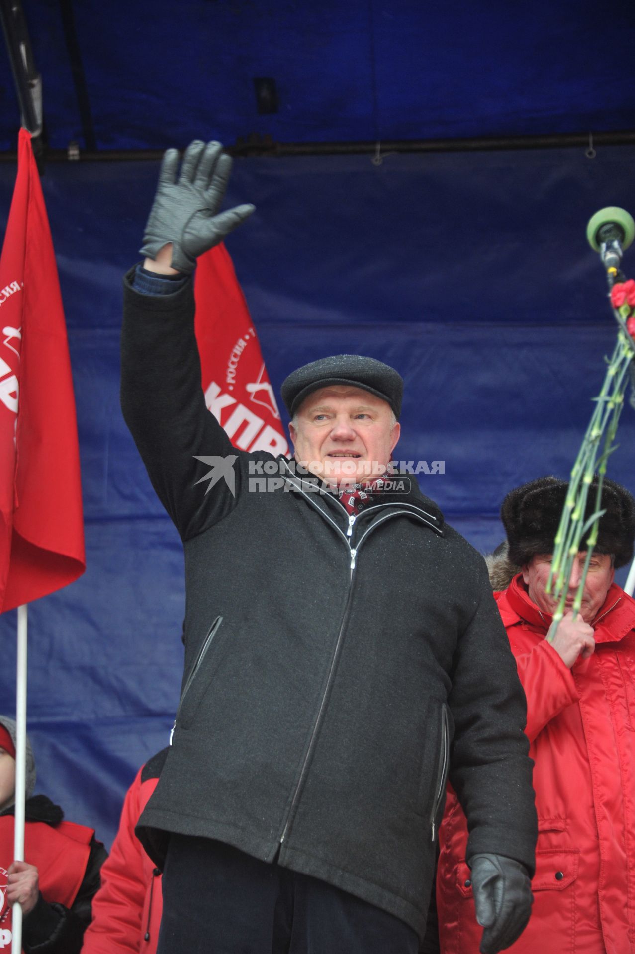 Во время митинга КПРФ  ЗА ДОСТОЙНУЮ ЖИЗНЬ И ЧЕСТНЫЕ ВЫБОРЫ  на Манежной площади. На снимке: лидер КПРФ Геннадий Зюганов. 21 января 2012 года.