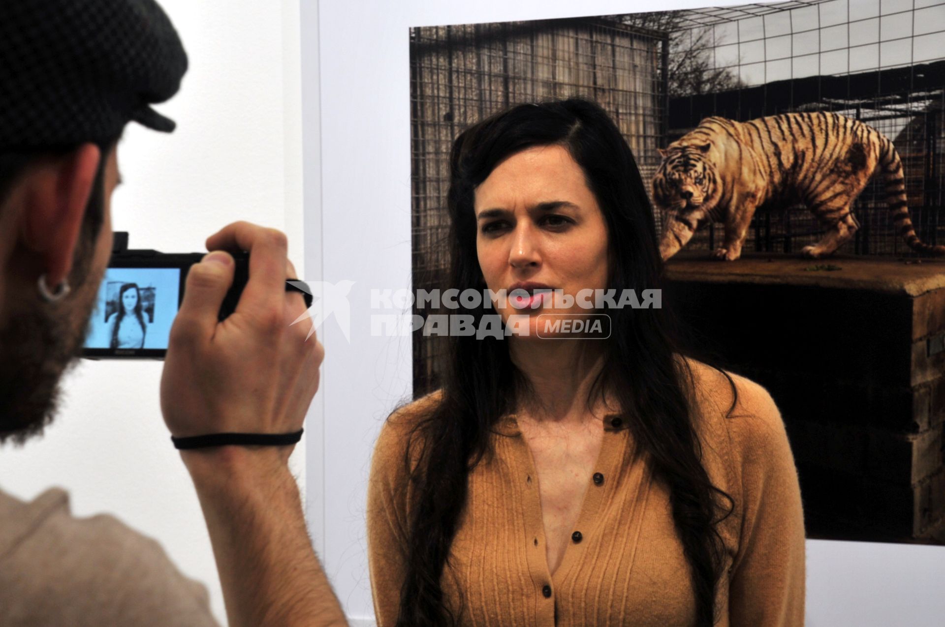 Выставка Тарин Саймон ФОТОГРАФИИ И ТЕКСТЫ. На снимке: американский фотограф Тарин Саймон. 20 января 2012 года.
