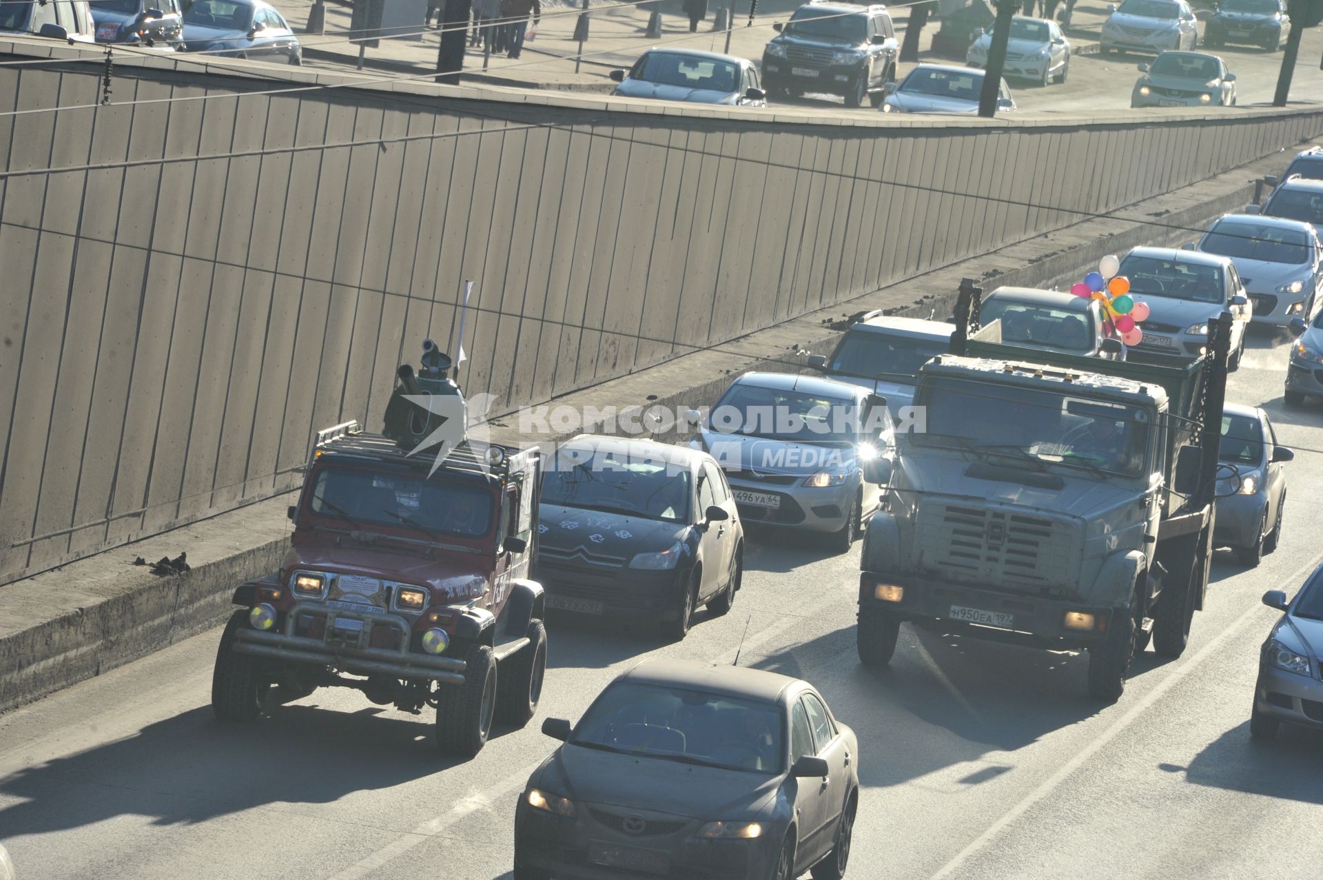 В Москве на Садовом кольце прошел автопробег  ЗА ЧЕСТНЫЕ ВЫБОРЫ. 29 января 2012