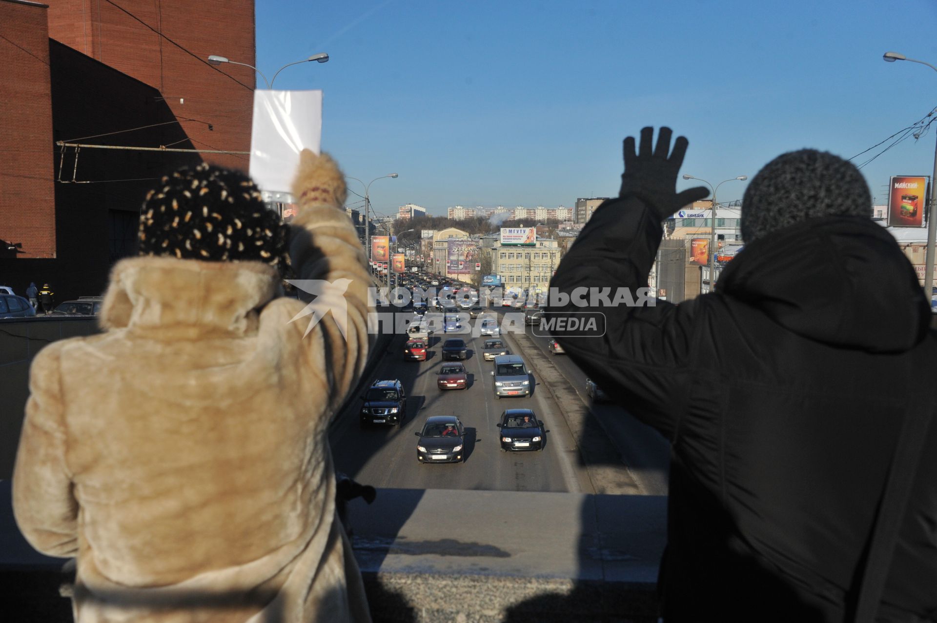 В Москве на Садовом кольце прошел автопробег  ЗА ЧЕСТНЫЕ ВЫБОРЫ. 29 января 2012