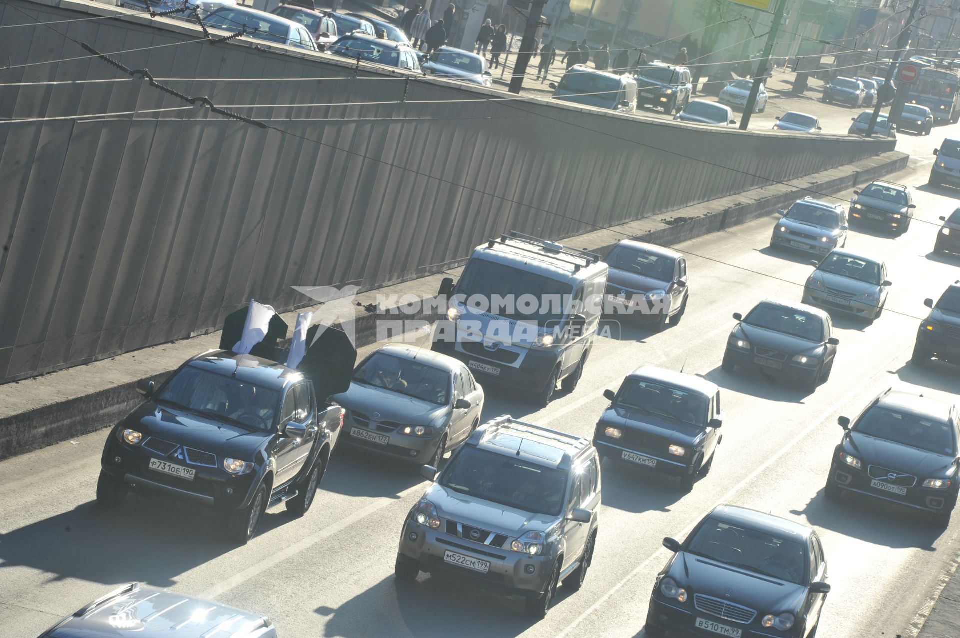 В Москве на Садовом кольце прошел автопробег  ЗА ЧЕСТНЫЕ ВЫБОРЫ. 29 января 2012