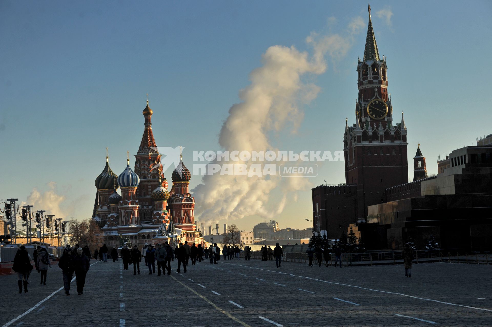 Красная площадь в морозный зимний день. 27 января 2012 года.