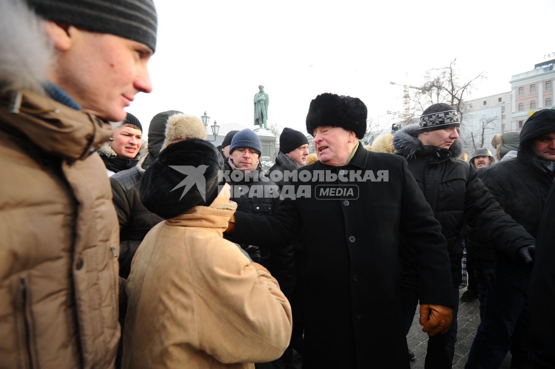 Кандидат в президенты РФ, лидер партии ЛДПР Владимир Жириновский перед митингом ЗА ЧИСТУЮ И ЧЕСТНУЮ ДЕМОКРАТИЮ на Пушкинской площади. 04 февраля 2012 года.