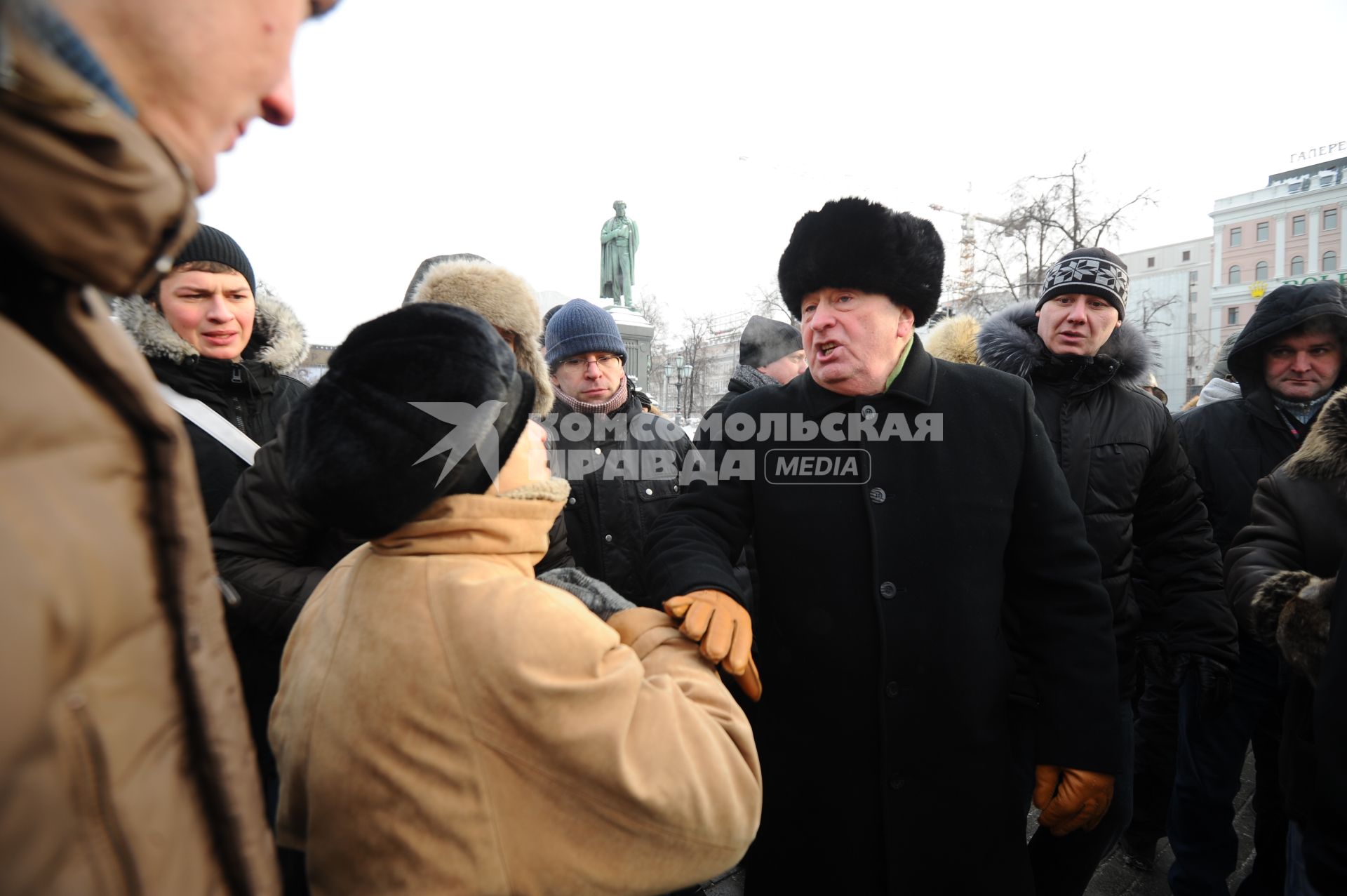 Кандидат в президенты РФ, лидер партии ЛДПР Владимир Жириновский перед митингом ЗА ЧИСТУЮ И ЧЕСТНУЮ ДЕМОКРАТИЮ на Пушкинской площади. 04 февраля 2012 года.