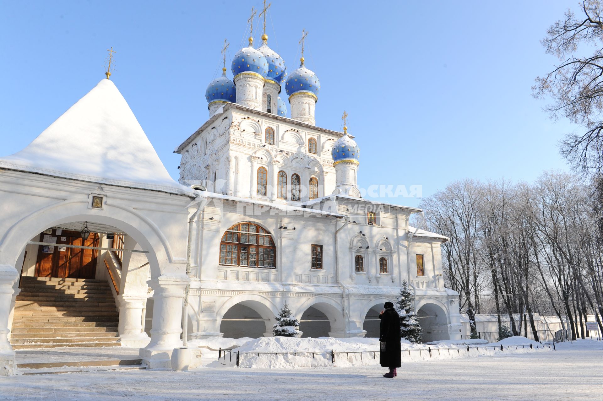 Виды Москвы. Музей-заповедник `Коломенское`. Церковь Казанской иконы Божией матери.