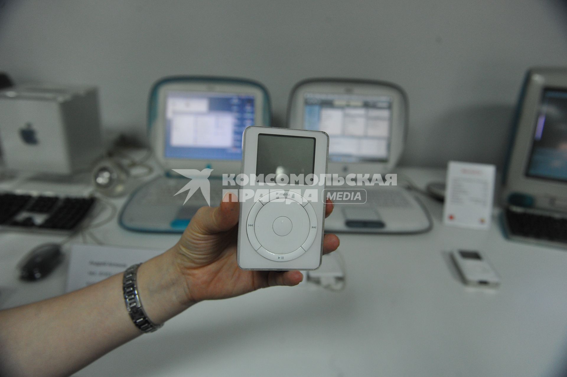 В Москве открылся музей Apple. На снимке: Apple iPod.