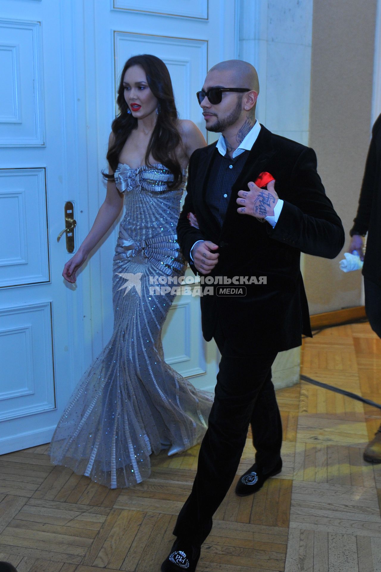 Финальный отборочный концерт Евровидения - 2012. На снимке: певец Тимати и оперная певица из Татарстана Аида.