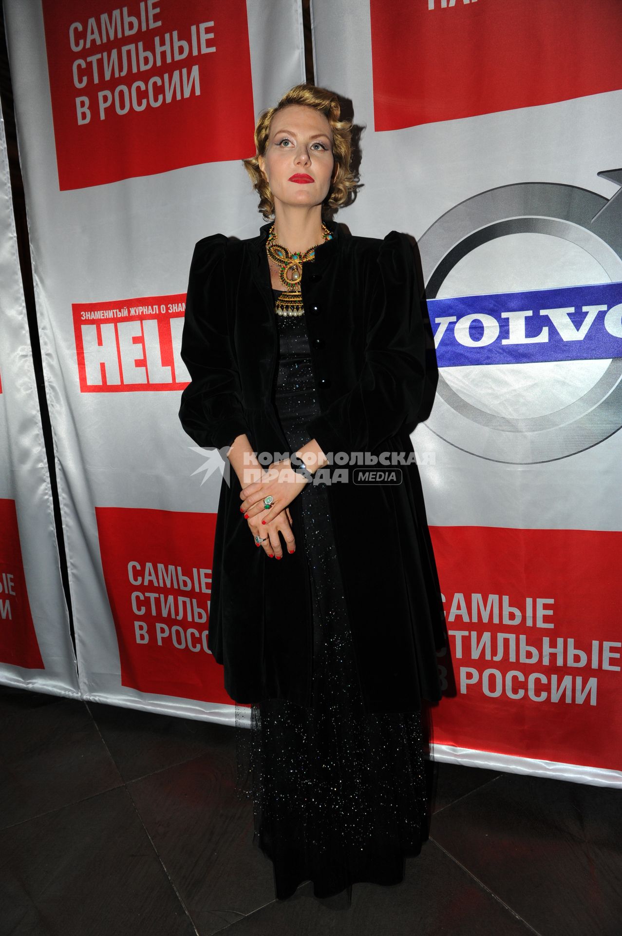 Известия Hall. Вручение премии `Самые стильные в России 2012` от журнала `Hello!`. На снимке: актриса Рената Литвинова.