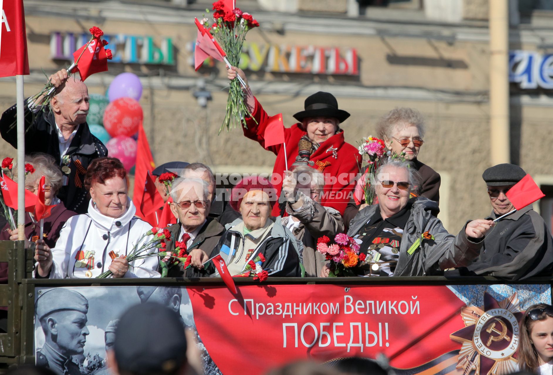 парад победы в спб
09.05.2012