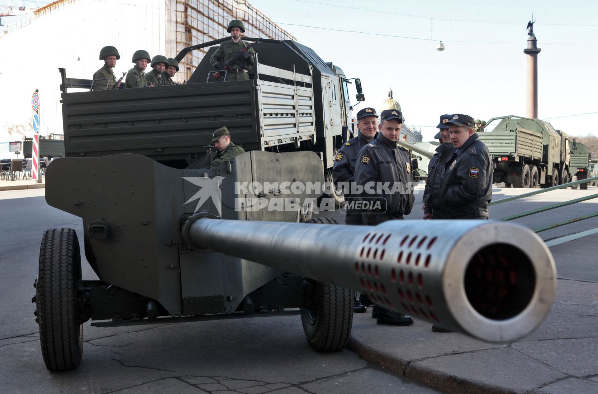 парад победы в спб
09.05.2012