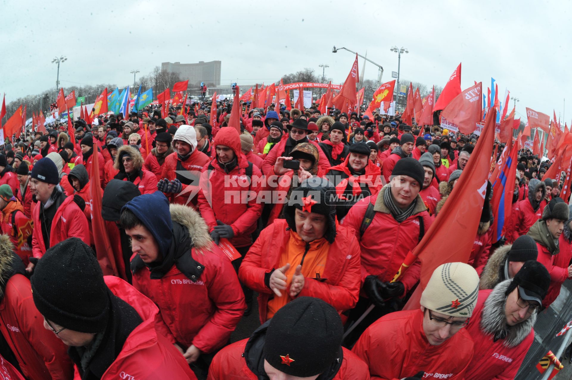 Митинг на ВВЦ организованный Сергеем Кургиняном и движением `Суть времени`. На снимке: участники митинга.