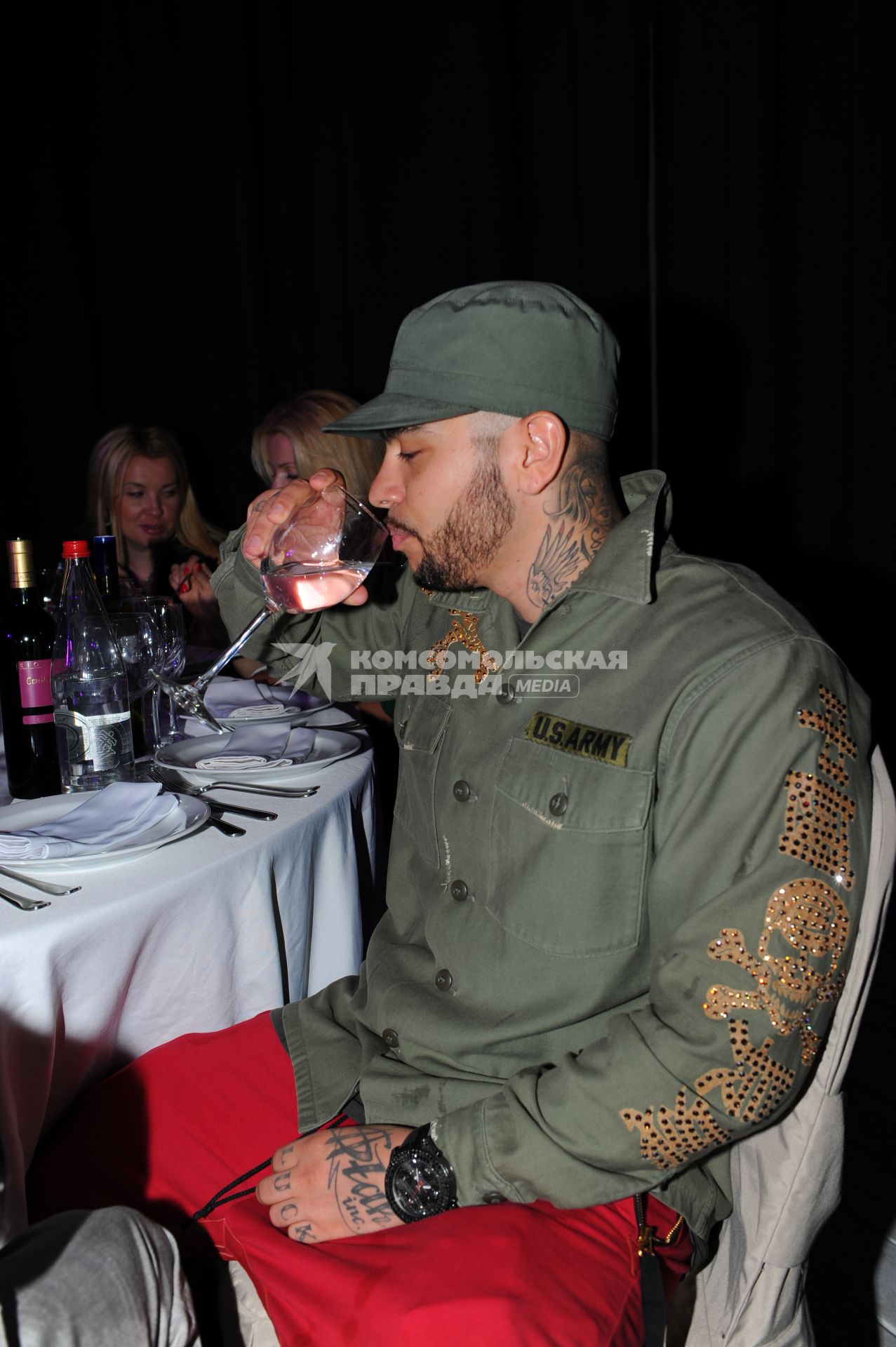 Церемонии вручения премии телеканала Fashion TV `Fashion Summer Awards 2012` в ресторане `Royal Bar`. На снимке: певец Тимати.