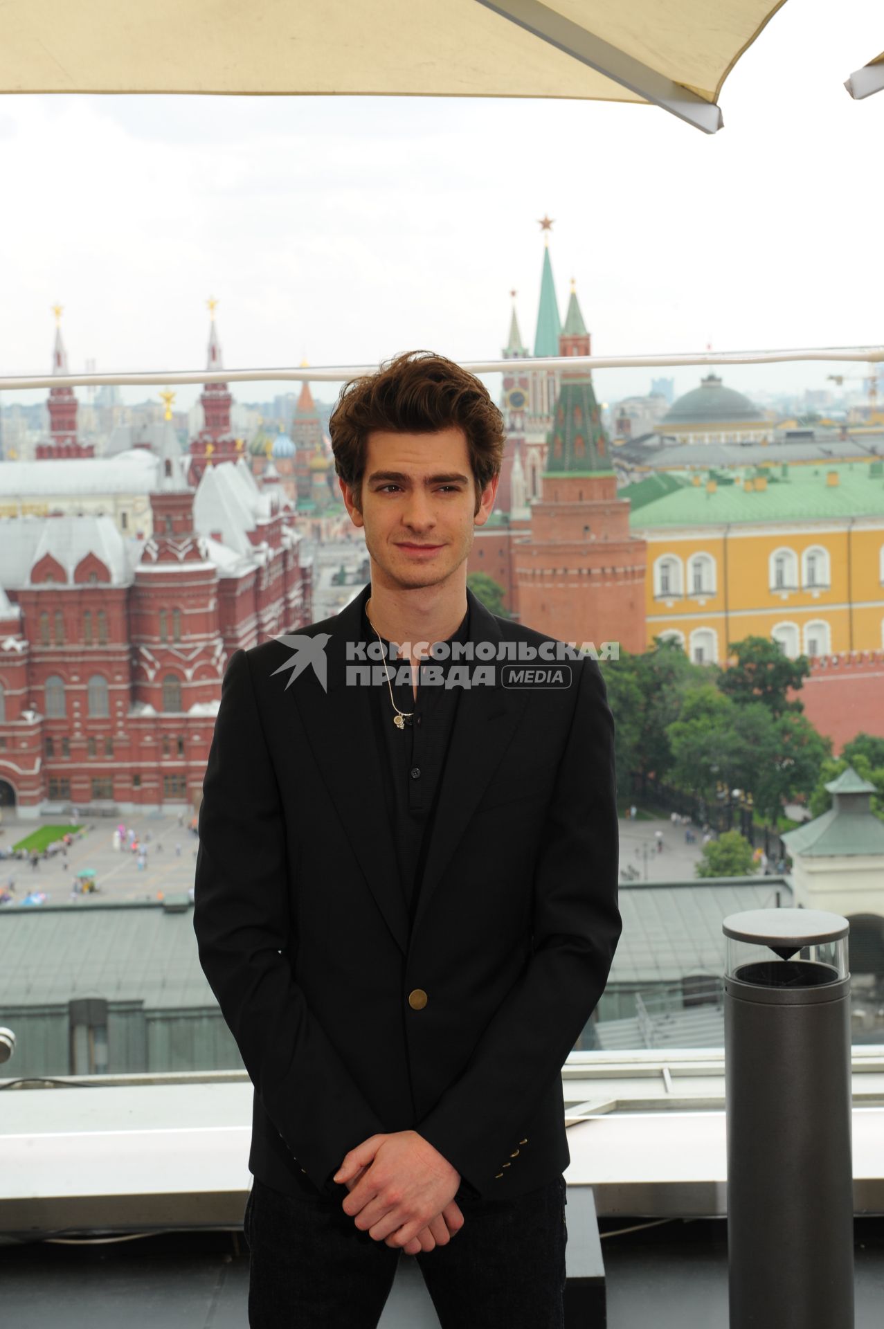 Отель Ritz-Carlton. Фотоколл перед пресс-конференцией, посвященной фильму `Новый Человек-Паук`. На снимке: актер Эндрю Гарфилд.